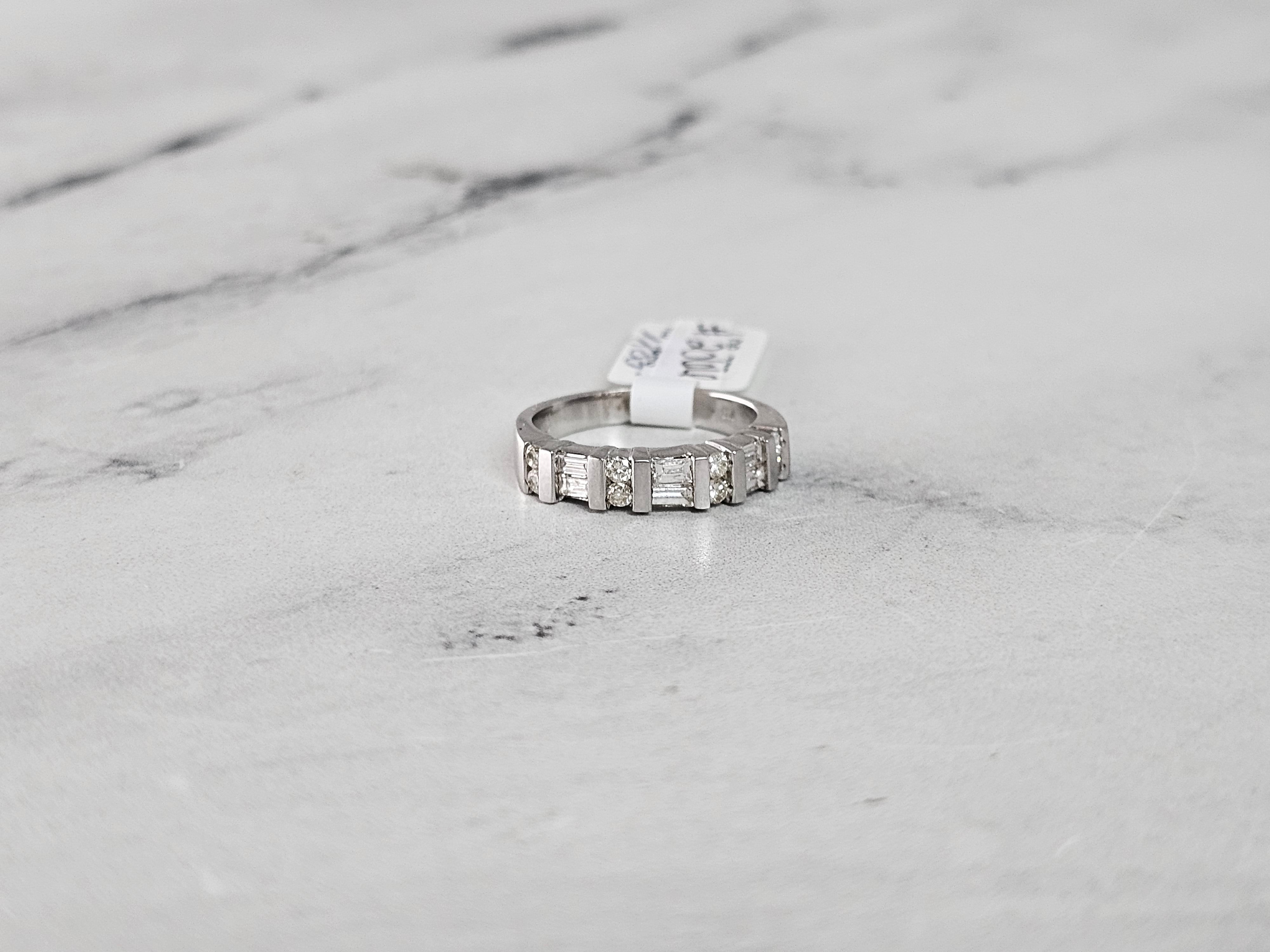 14K White Gold Baguette Diamond Anniversary Wedding Band for Women - Perfect for Weddings, Anniversaries & Special Occasions
