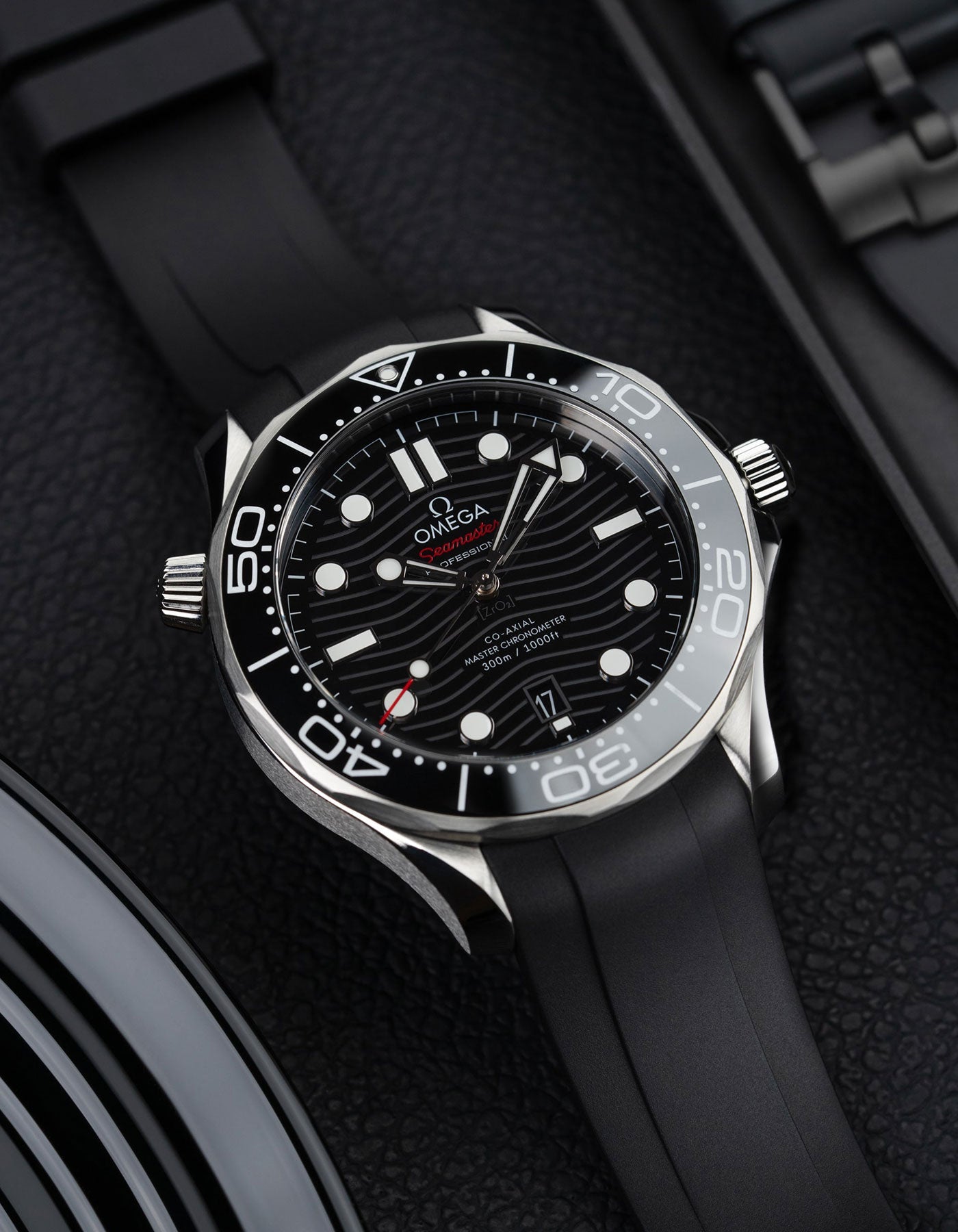 Premium FKM Rubber Watch Band for Omega Seamaster 300 Diver Watch - Black | Waterproof & Durable Replacement Strap | Perfect for Swimming, Diving & Outdoor Activities