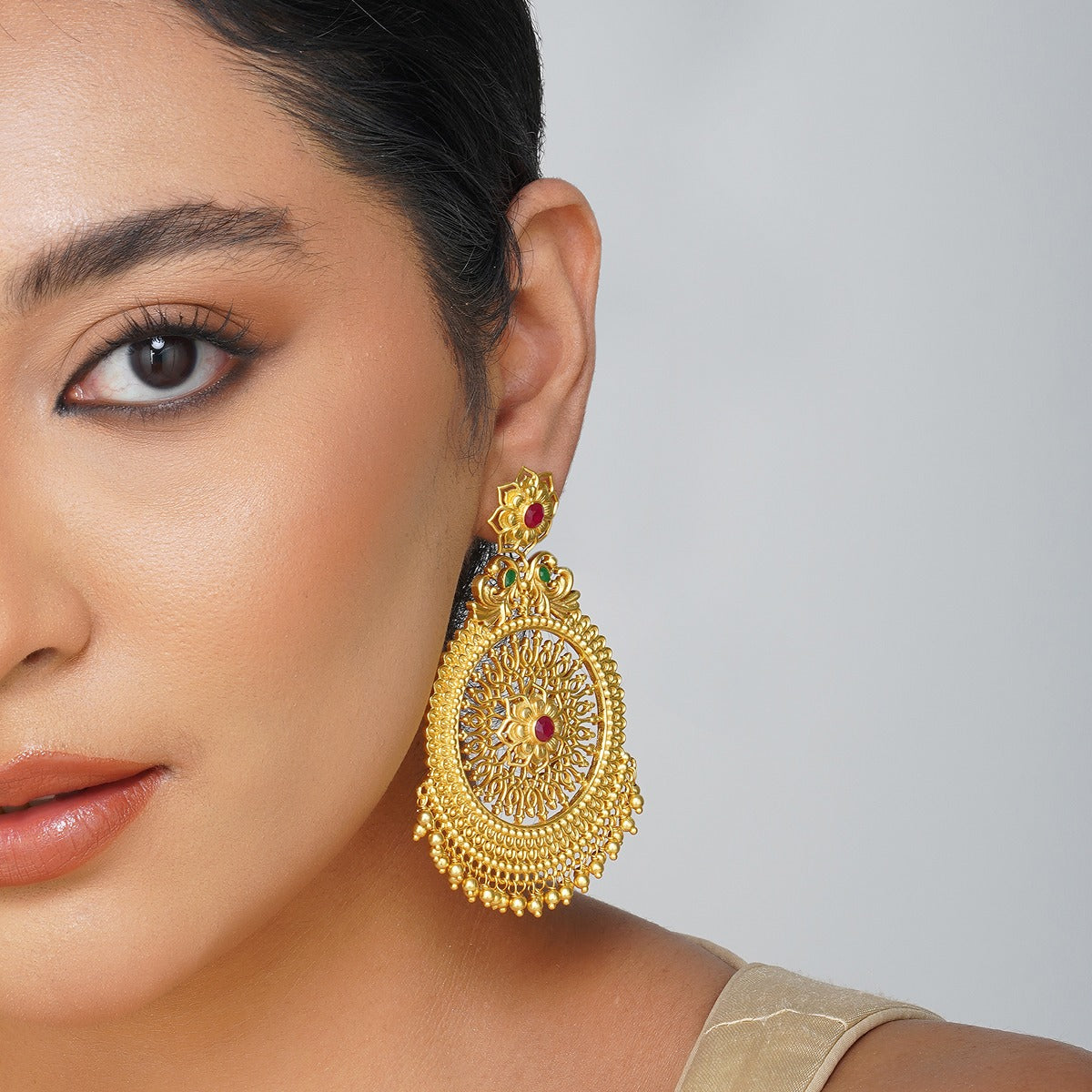 Chola Legacy Jewelry Gift Box - Handcrafted Statement Earrings & Maang Tikka Headpiece | Traditional Indian Bridal Jewelry Set for Weddings, Festivals & Special Occasions