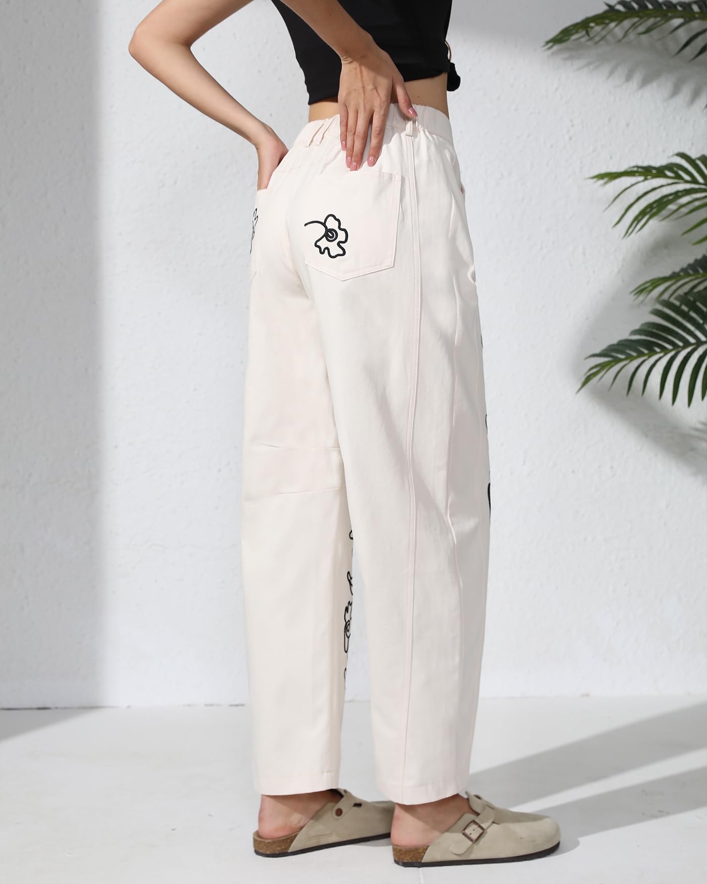 Kedera Embroidered Baggy Boyfriend Jeans for Women - Vintage High Waisted Barrel Leg Horseshoe Denim Pants | Casual Streetwear, Retro Fashion, Everyday Wear