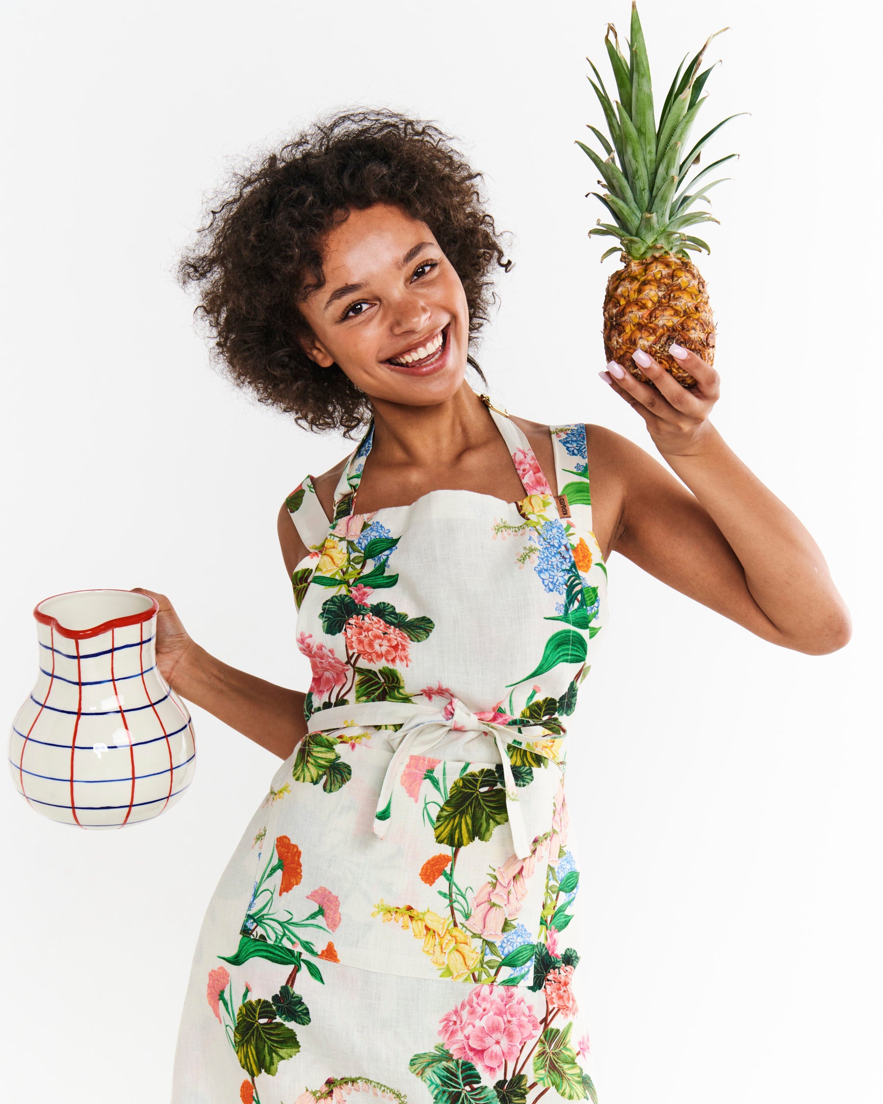 Stylish Linen Apron for Women - Elegant Bouquet Design - Perfect for Cooking, Baking, Gardening & Home Decor
