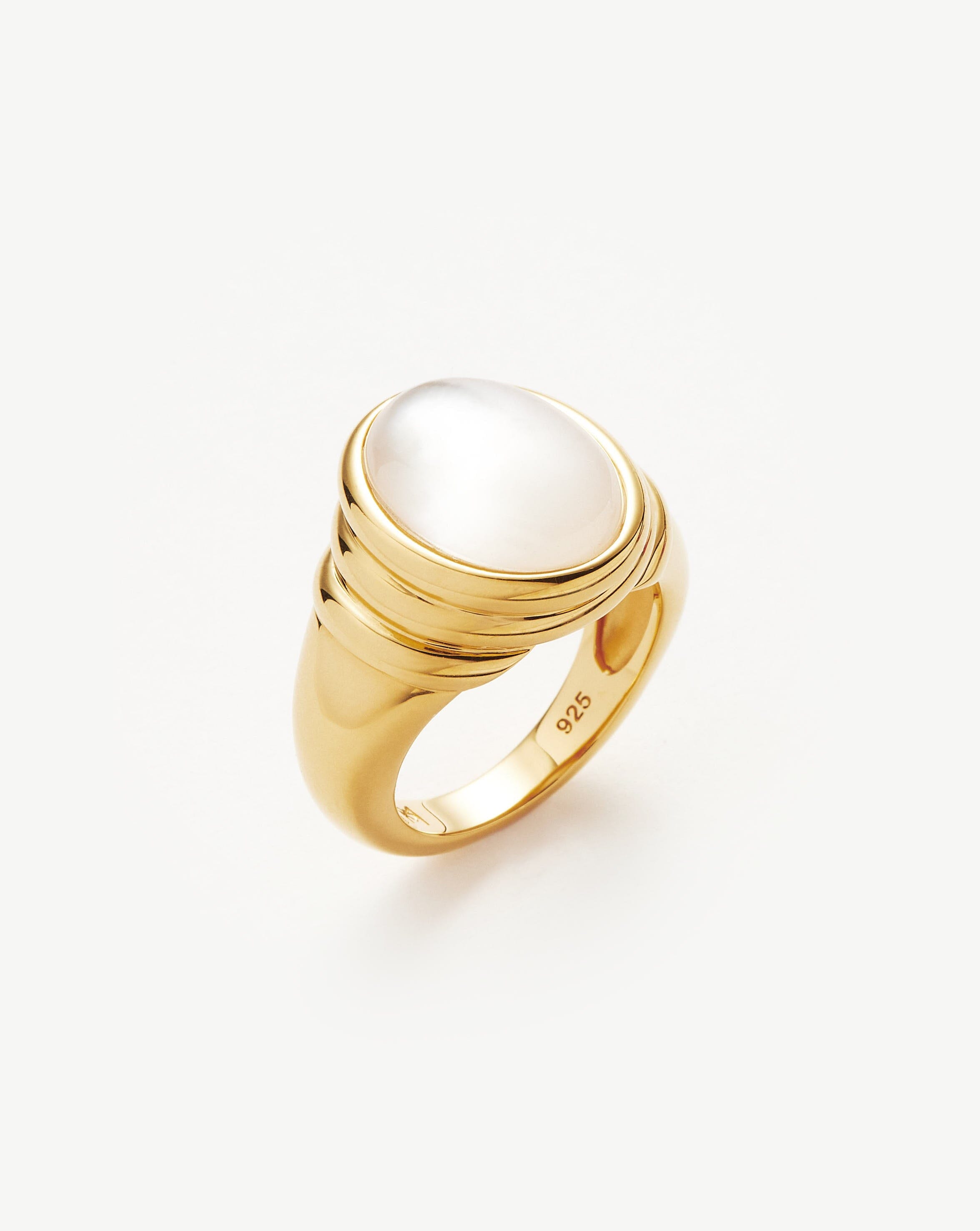 Savi Ridge Oval Gemstone Chunky Ring - 18k Gold Vermeil, Mother of Pearl & Quartz Statement Jewelry for Women | Elegant Gift for Birthday, Anniversary & Special Occasions