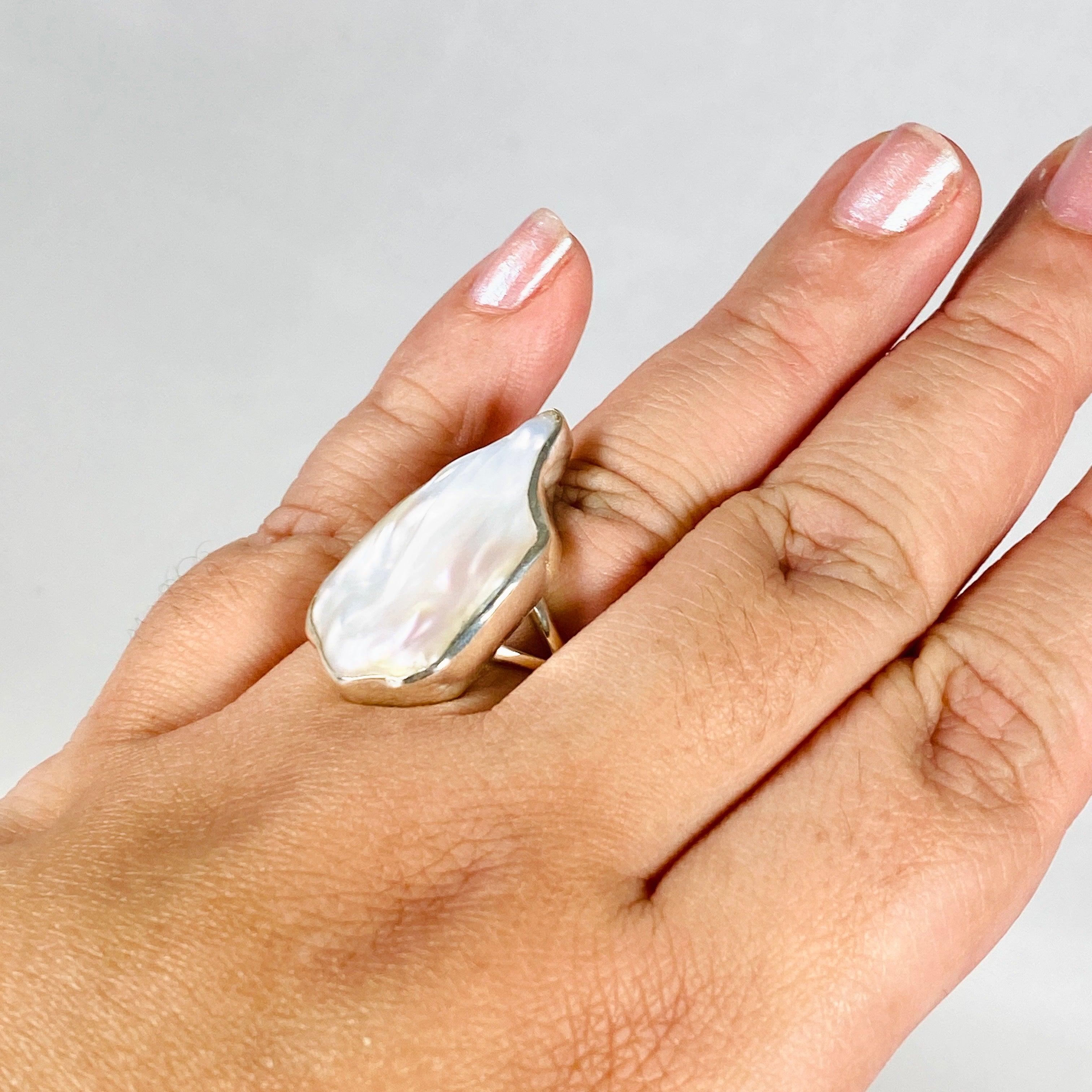 10K Gold Pearl Ring KRGJ2933 - Elegant Jewelry for Women, Perfect for Weddings, Anniversaries & Special Occasions