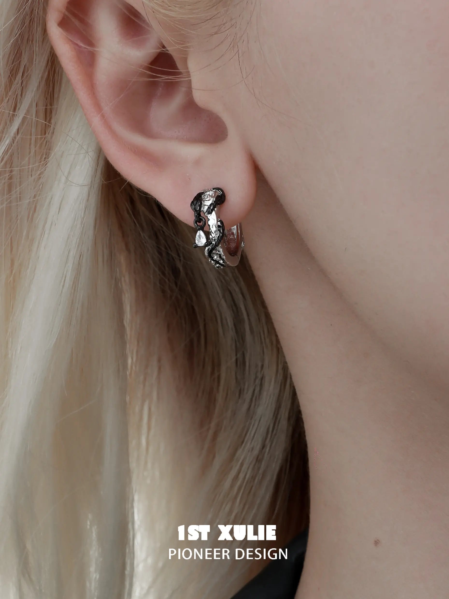 18k Platinum Plated Zircon Snake Bite Earrings - White & Black Studs for Women | Perfect for Parties, Night Out & Punk Fashion Accessories