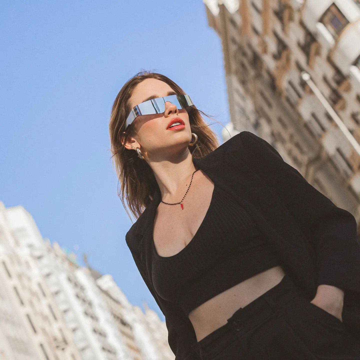 Futuristic Cyberpunk Wrap Around Sunglasses for Women & Men - Rimless Sport Shades with UV Protection - Perfect for Running, Cycling, and Fashion Outfits