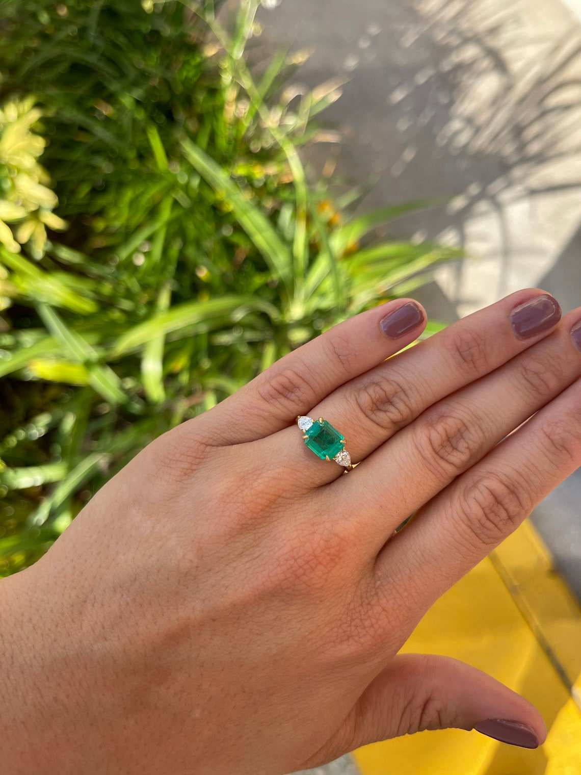 2.77tcw 18K Gold Three Stone Emerald & Diamond Pear Cut Engagement Ring - Perfect for Wedding, Proposal & Anniversary Gifts