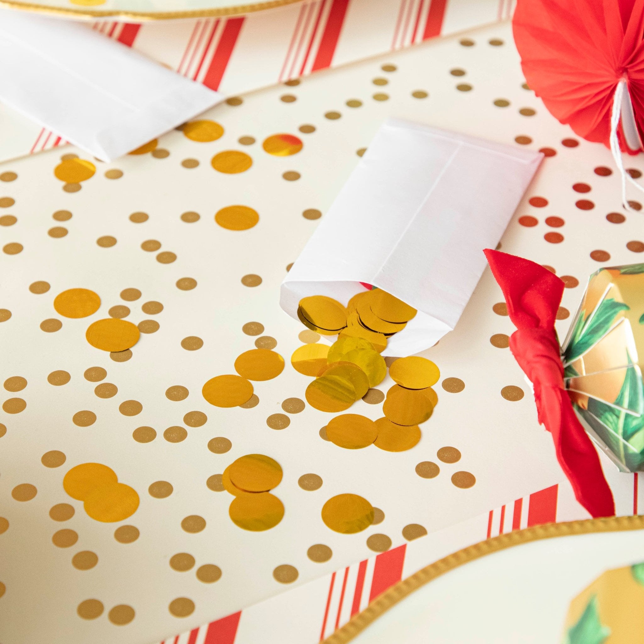 Gold Confetti Runner for Wedding Aisle Decorations - Elegant Party Decoration for Bridal Showers, Birthday Celebrations & Special Events