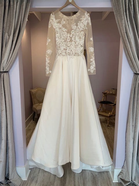 Monique Lhuillier BL19106 Wedding Dress Size 12 - Elegant Bridal Gown for Church Ceremony & Reception