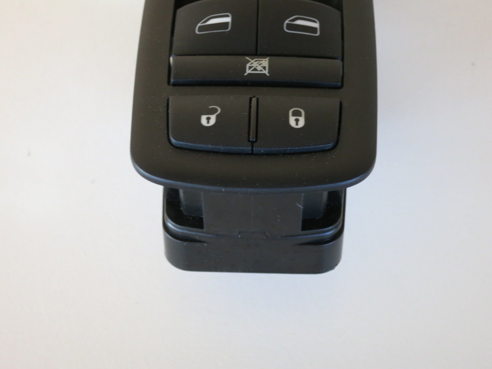 Genuine Chrysler 68231805AA Door Switch - OEM Replacement Part for Dodge Ram 1500 2500 3500 - Perfect for Interior Lighting Control & Power Window Operation