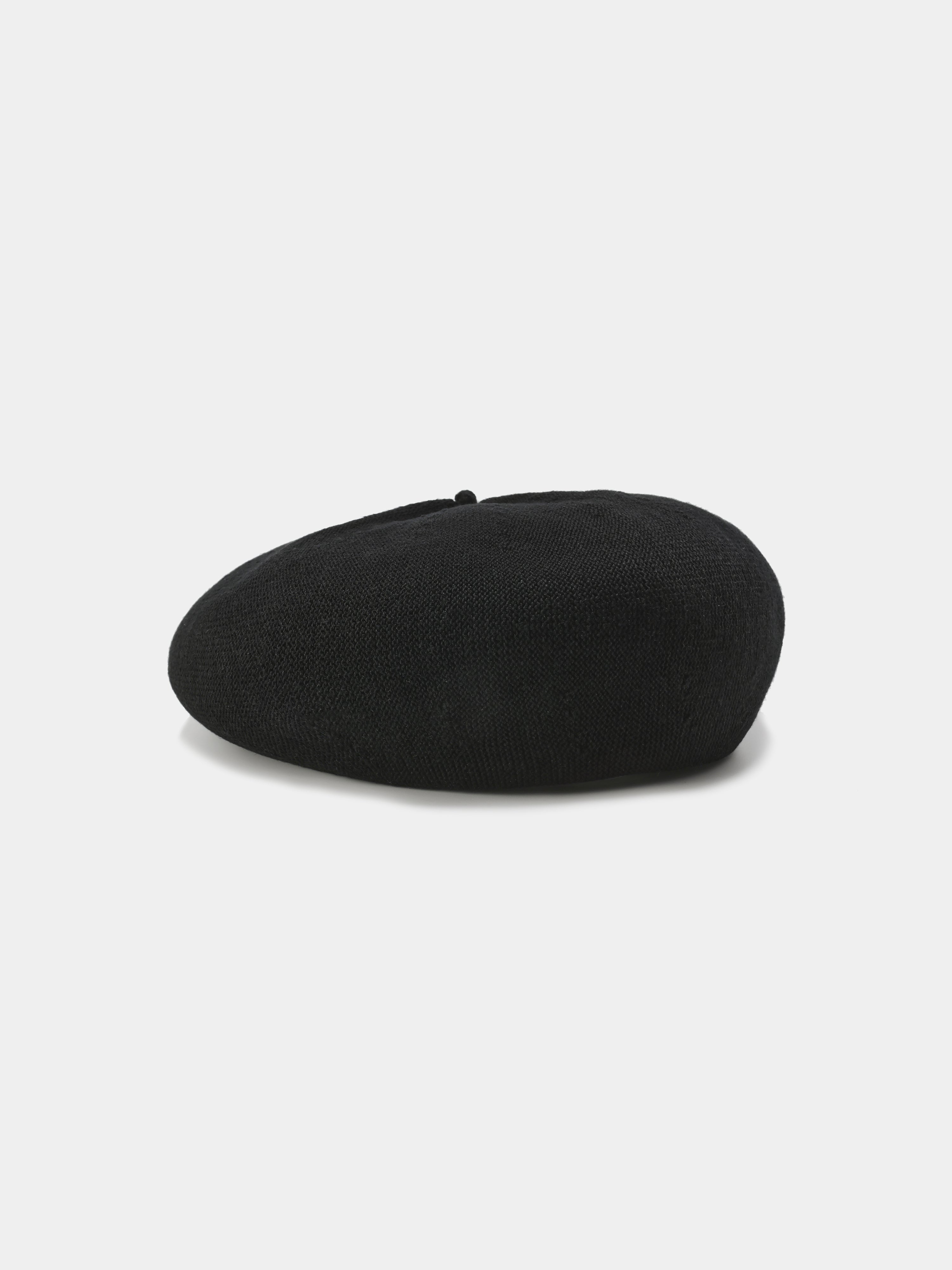 Stylish DOT Artist Beret Hat - Soft Wool French Beret for Women & Men - Perfect for Painting, Photography & Fashion Outfits