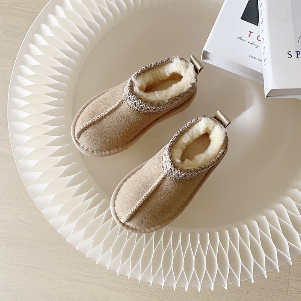 Warm Alaska Fleece Kids Slippers - Cozy Indoor House Shoes for Boys & Girls - Perfect for Winter, Home, and Playtime