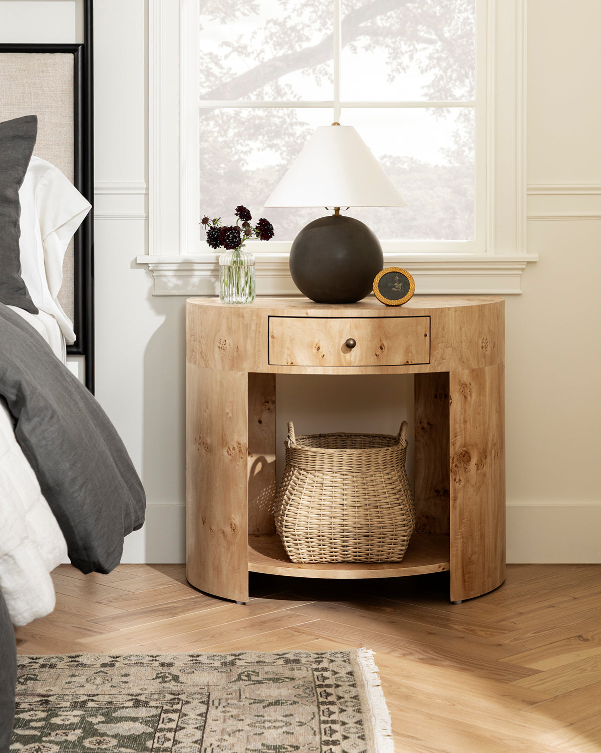 Modern Nightstand with USB Ports - Wooden Bedside Table with Storage Drawer for Bedroom, Living Room & Office - Stylish and Functional End Table for Home Decor
