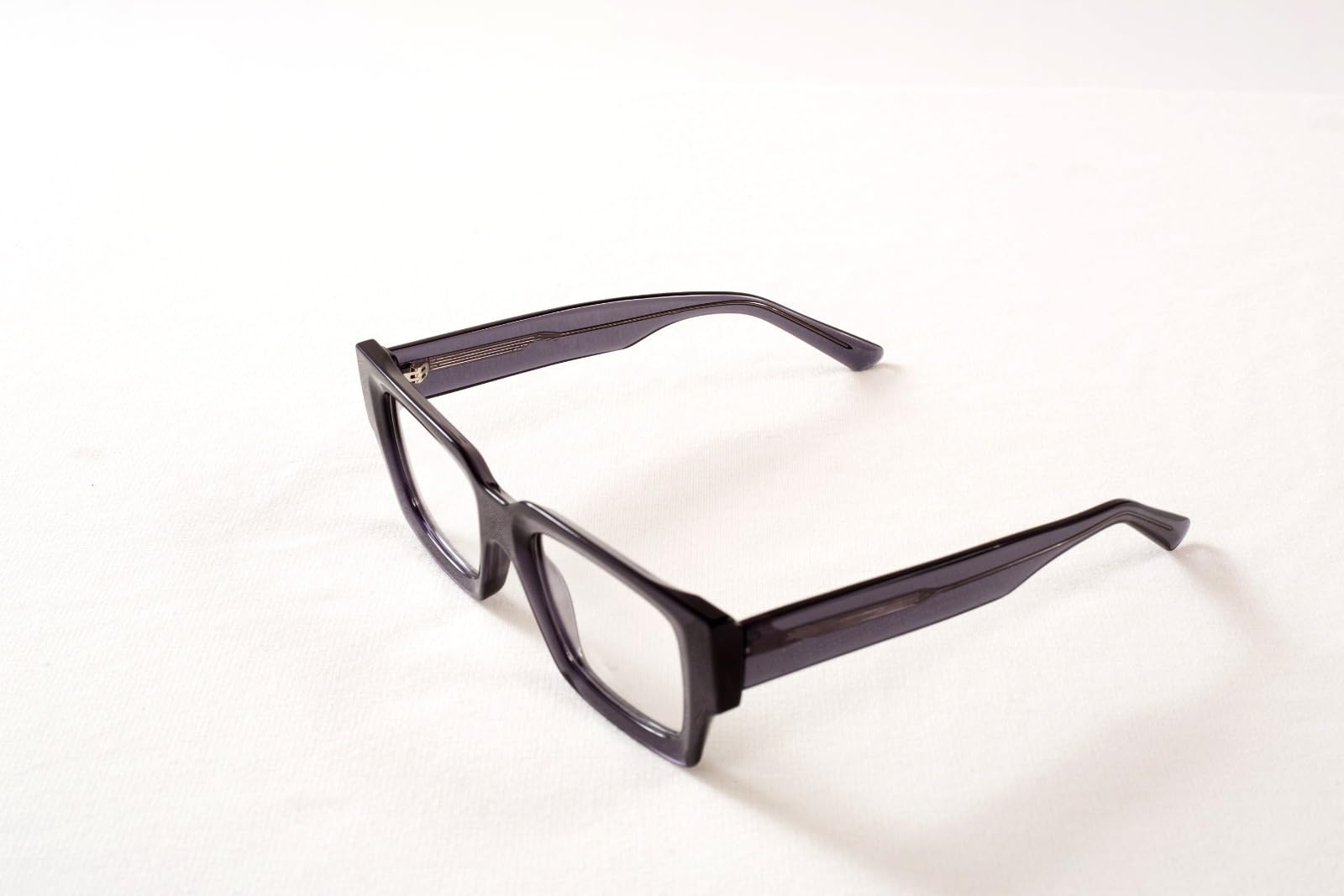 Blue Light Blocking Glasses for Men & Women - Retro Style Anti Blue Ray Gaming Glasses with UV Protection - Non-Prescription Computer Glasses for Eye Strain Relief - Lightweight Frame for PC, TV, Mobile & Digital Screen Use - Perfect for Gamers, Office Workers & Nighttime Screen Viewing