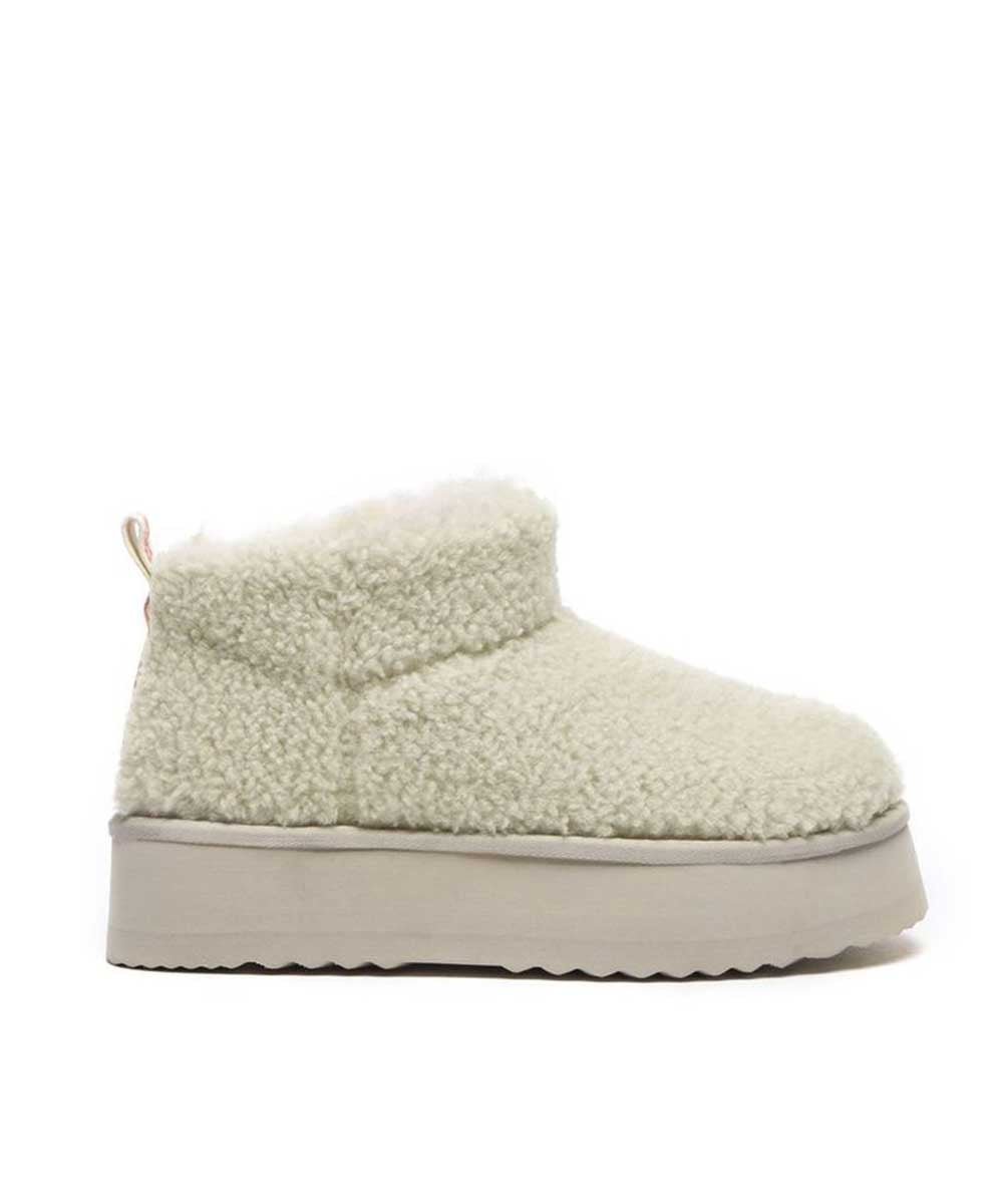 Women's Ultra Platform Curly Boots - Chunky Heel Winter Ankle Boots for Women | Fashionable & Comfortable | Perfect for Casual Outings, Date Nights & Office Wear
