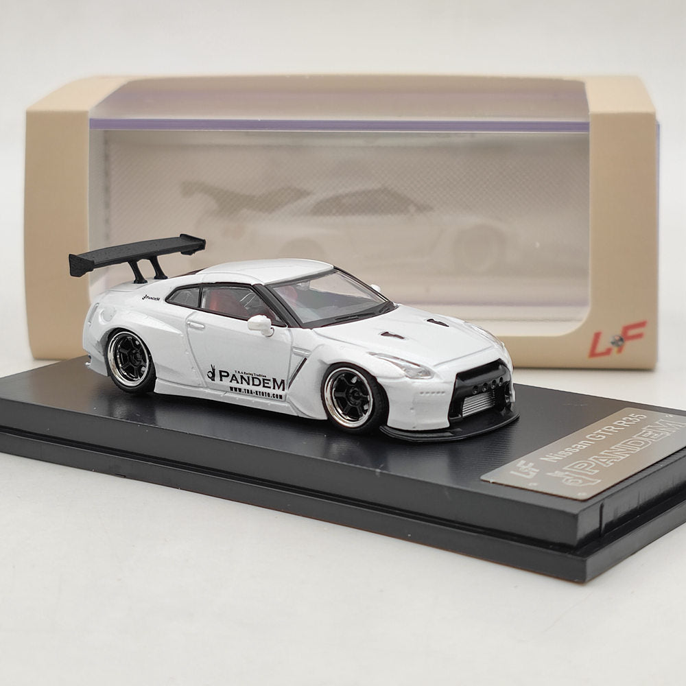 1/64 Scale Nissan GT-R R35 Pandem Limited Edition Diecast Model Car - Miniature Collectible Toy Vehicle for Car Enthusiasts & Gift Ideas - Perfect for Display, Racing Games & Collectors