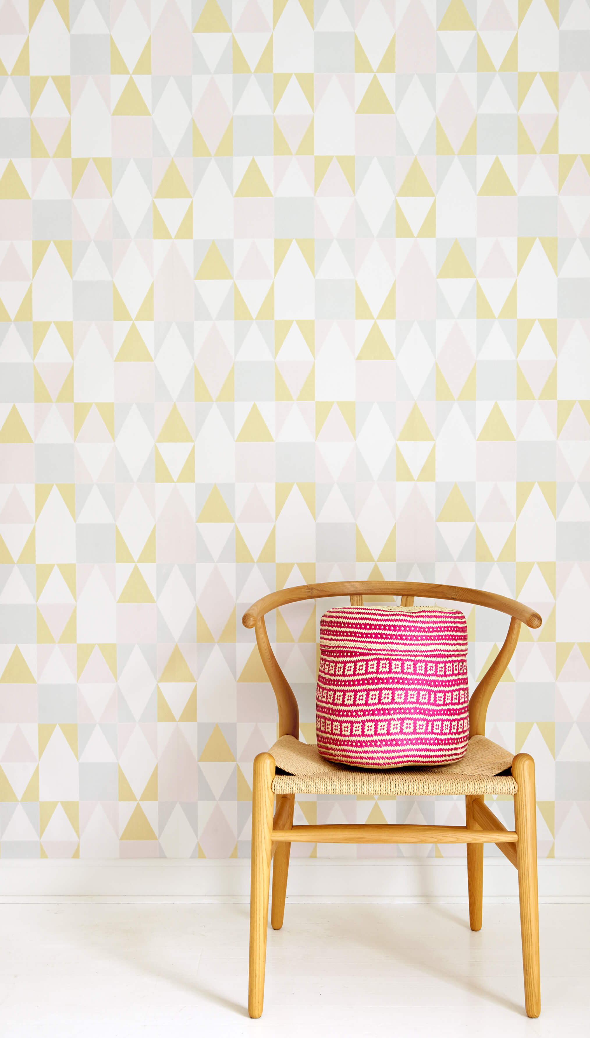 Alice Pink and Yellow Floral Wallpaper - Peel and Stick Removable Wallpaper for Bedroom, Nursery, Living Room - Self-Adhesive Decorative Wallpaper for Home Decor