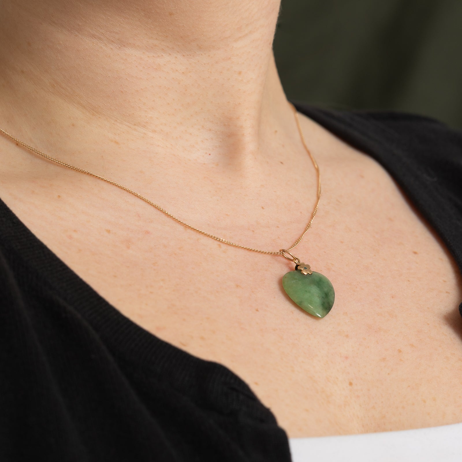 14.00ct Natural Jadeite Heart Pendant Necklace - AAA Grade Green Jade Pendant for Women - Perfect Gift for Valentine's Day, Anniversary & Special Occasions