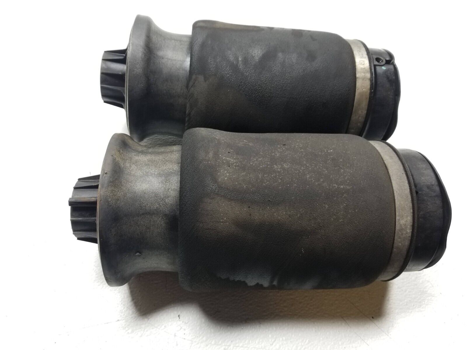 2006-2011 Mercedes ML500 Rear Air Suspension Spring Pair - OEM Replacement Parts for Smooth Ride & Load Support - Perfect for Off-Roading, Towing & Daily Commuting