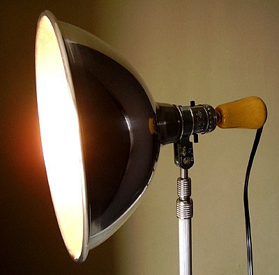 Adjustable Metal Studio Lamp with Telescopic Stand - Dimmable Architect Desk Light for Artists, Drafting Table & Home Office Workspace