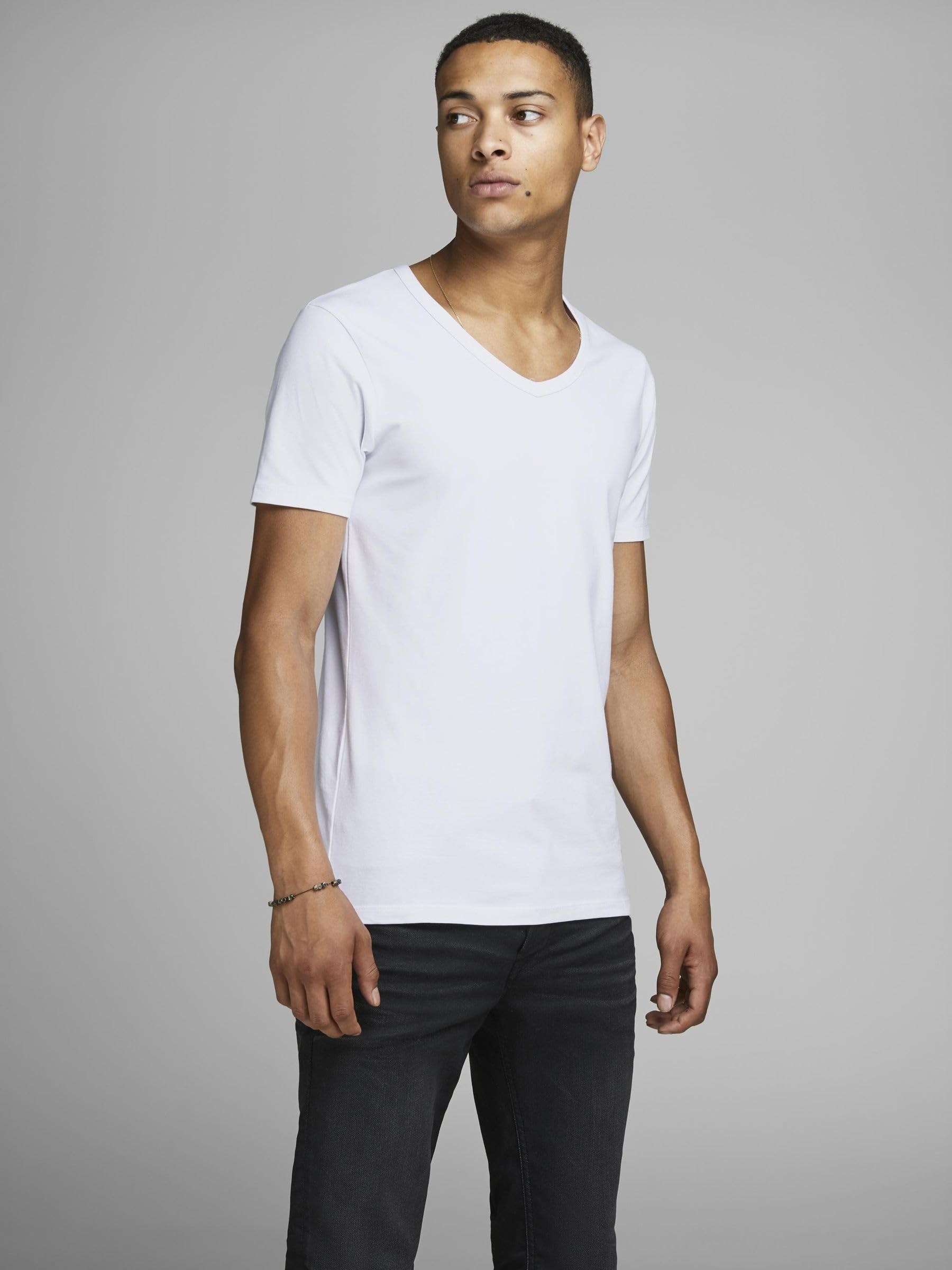 Jack & Jones Men's Classic Cotton Crew Neck T-Shirt - Medium, White - Casual Wear, Everyday Comfort & Street Style Outfit