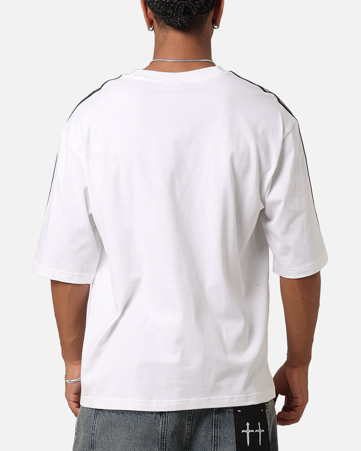 Adidas Oversized T-Shirt for Men & Women | White Cotton Casual Tee | Streetwear & Loungewear Fashion