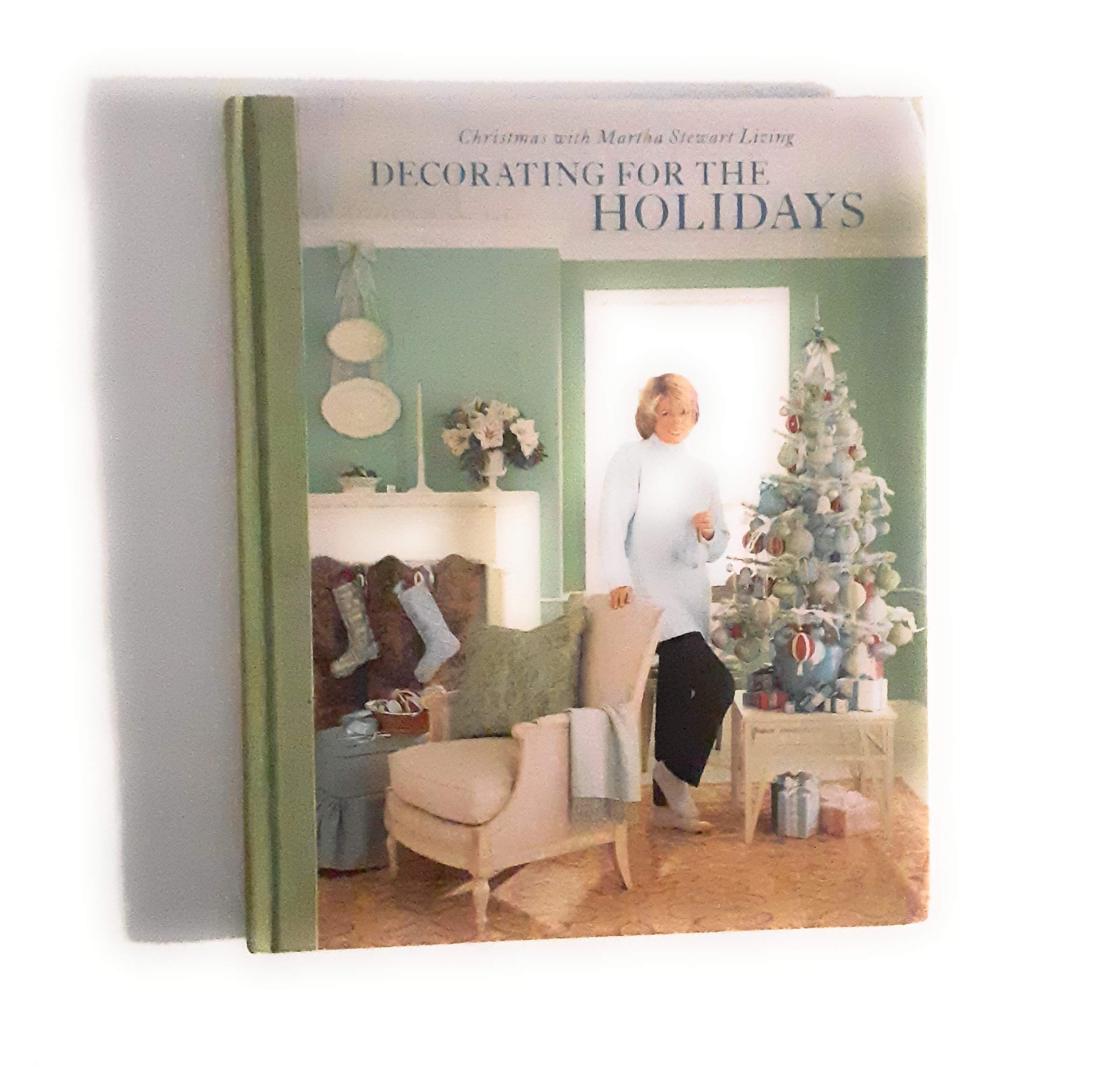 Christmas Holiday Decorations - Martha Stewart Living Inspired Festive Home Decor for Parties, Gifts & Seasonal Celebrations