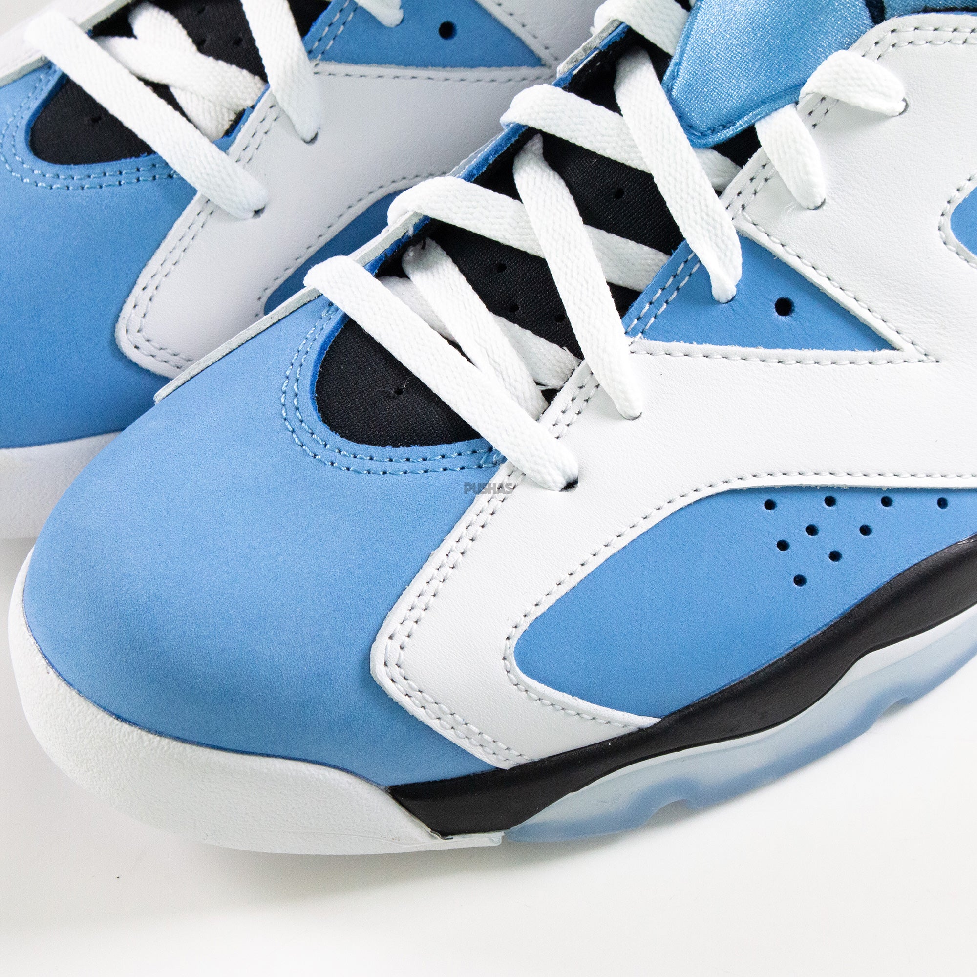 Air Jordan 6 Retro 'UNC White' Men's Basketball Shoes 2022 Edition - Perfect for Game Day, Streetwear & Sneaker Collectors