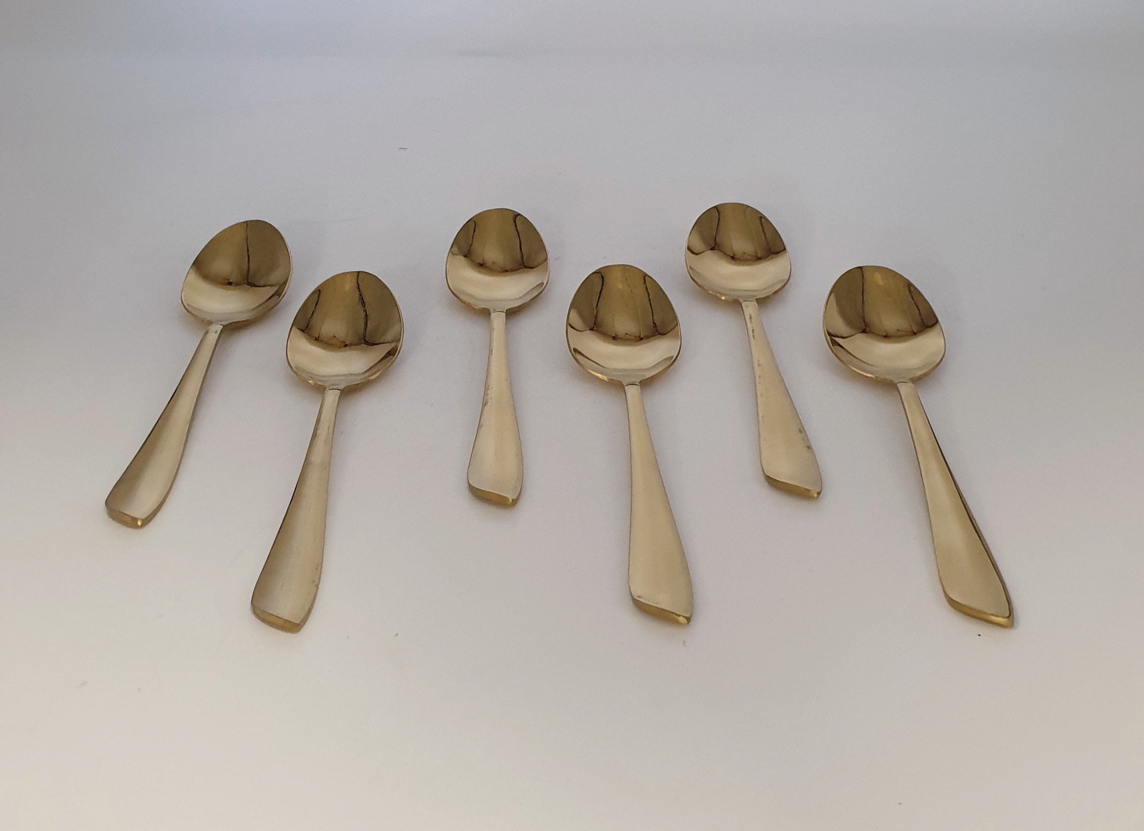 6-Piece Gold Dinner Spoon Set - Elegant Flatware for Fine Dining, Parties & Everyday Use