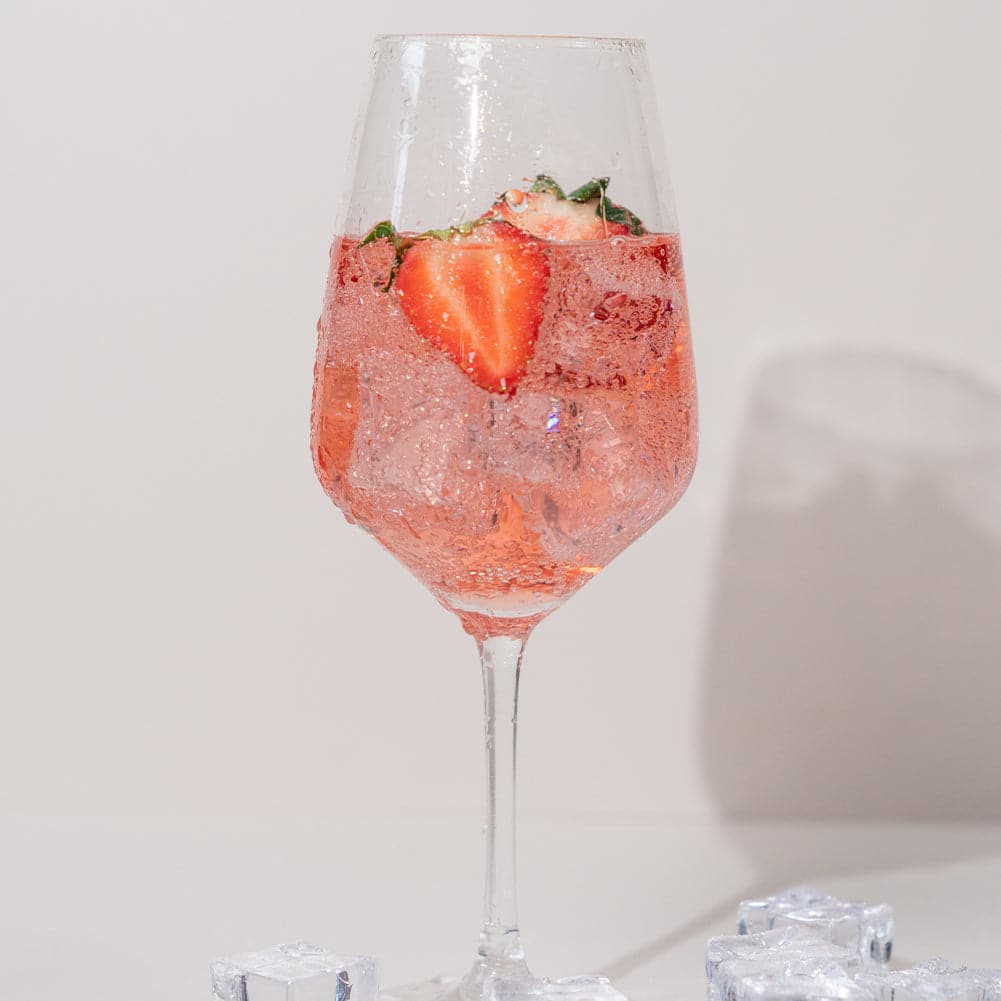 8 Pack Fake Ice Cubes - Realistic Acrylic Ice Cubes for Beverage Photography, Cocktail Styling & Drink Props - Perfect for Bars, Parties & Photo Shoots