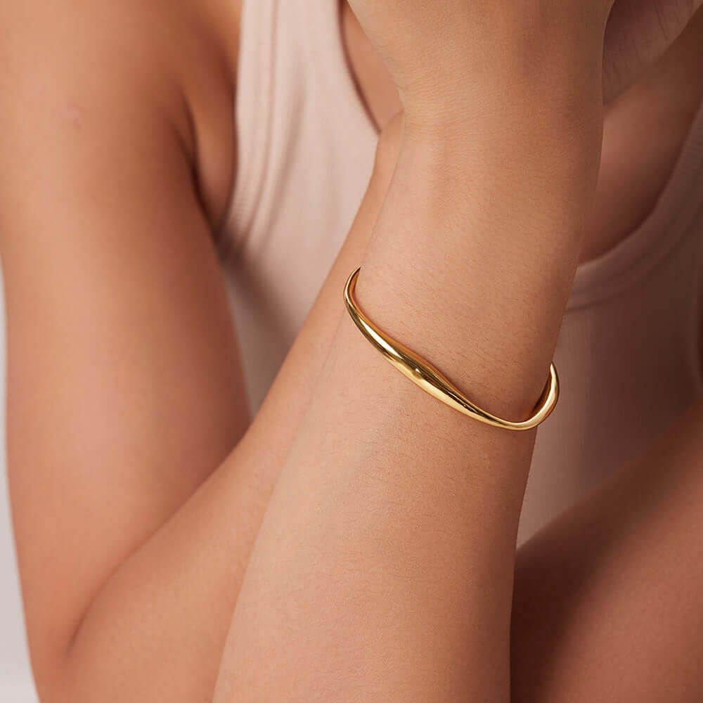18K Gold Plated Minimalist Cuff Bangle Bracelet for Women - Elegant Stackable Jewelry Gift for Birthday, Anniversary & Special Occasions | JDB289