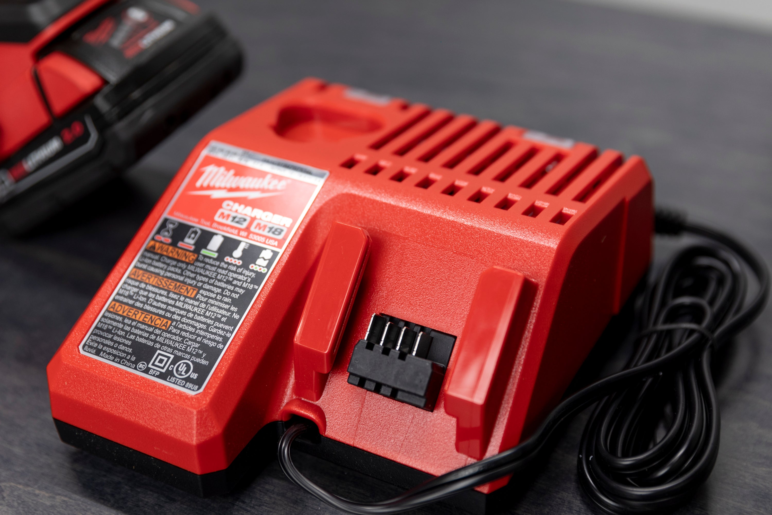 Milwaukee M18 FUEL 18GA 1/4