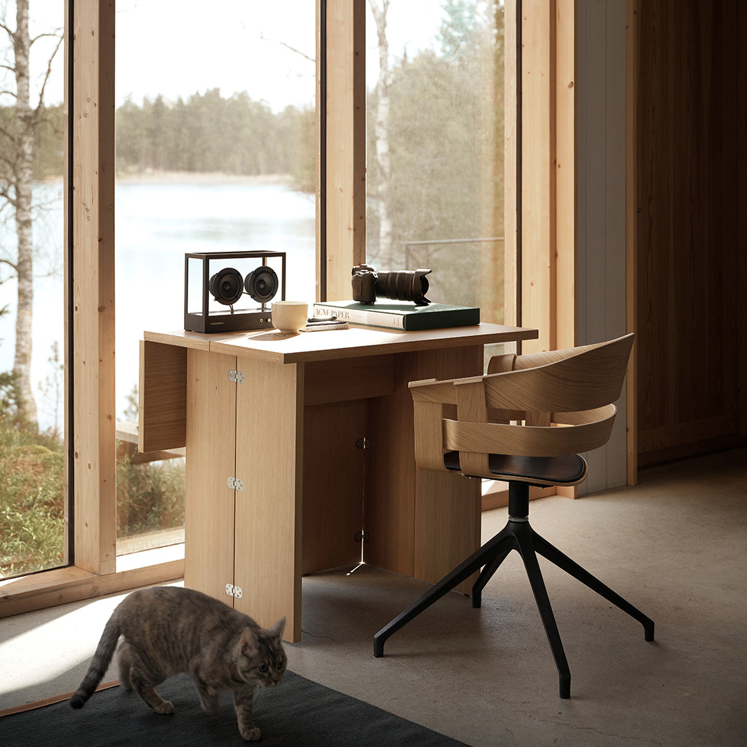 Stahl Flip Table - Modern Scandinavian Design by House Stockholm - Perfect for Small Spaces, Apartments & Home Offices