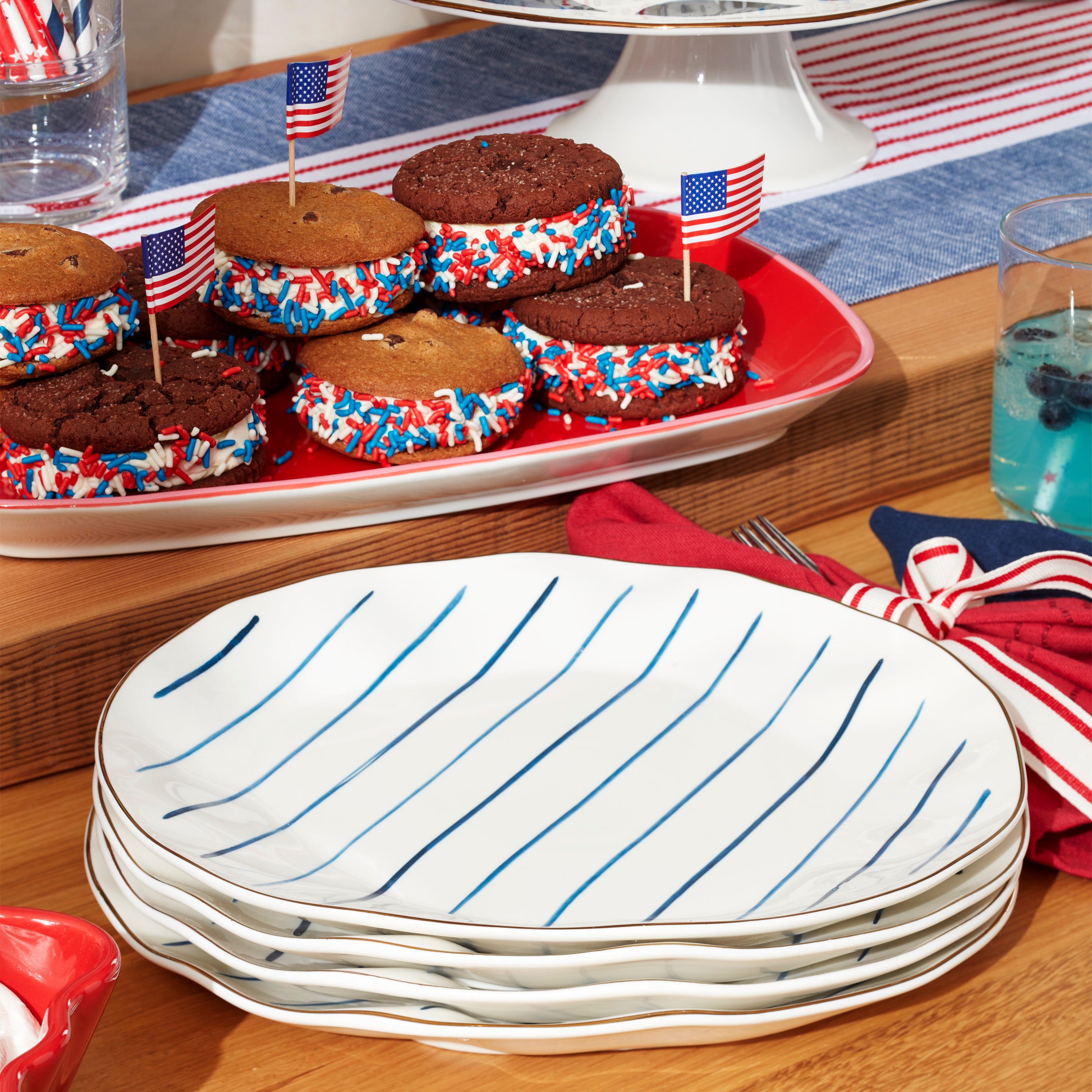 Blue Bay Stripes Dinner Plates Set of 4 - Elegant Ceramic Plates for Dining, Entertaining & Home Decor | Perfect for Restaurants, Weddings & Everyday Use
