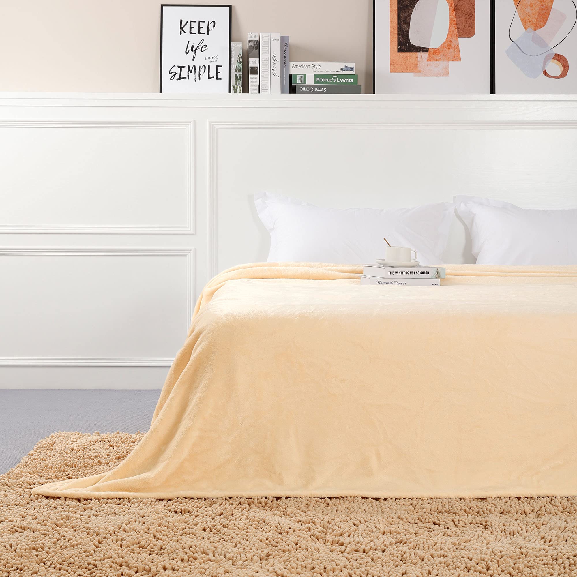 NANPIPER Super Soft Fleece Blanket - King Size Luxury Flannel & Microfiber Plush Blanket for Bed, Warm Cozy Fuzzy Throw - Beige | Perfect for Winter Nights, Couch Lounging & Gift Giving