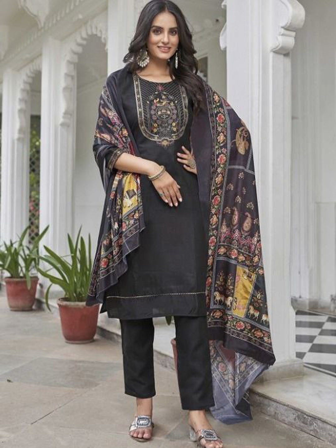 Trendy Black Embroidered Pant Suit for Women - Elegant Designer Outfit for Parties, Weddings & Formal Events