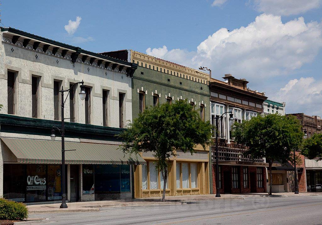 Vintage Historic Downtown Gadsden Alabama Wall Art - 12x8 Inch Fine Art Photo Print Reproduction - Perfect for Home Decor, Office & Gift Giving