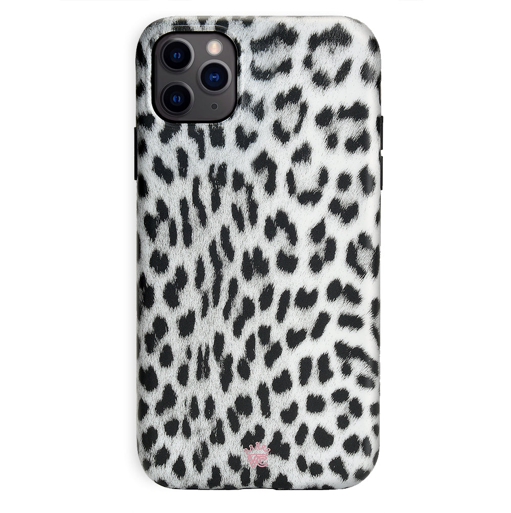 Snow Leopard Print iPhone Case - Durable Protective Cover for iPhone 12/13/14/15 Pro Max - Stylish Wildlife Design - Perfect for Outdoor Adventures & Nature Lovers