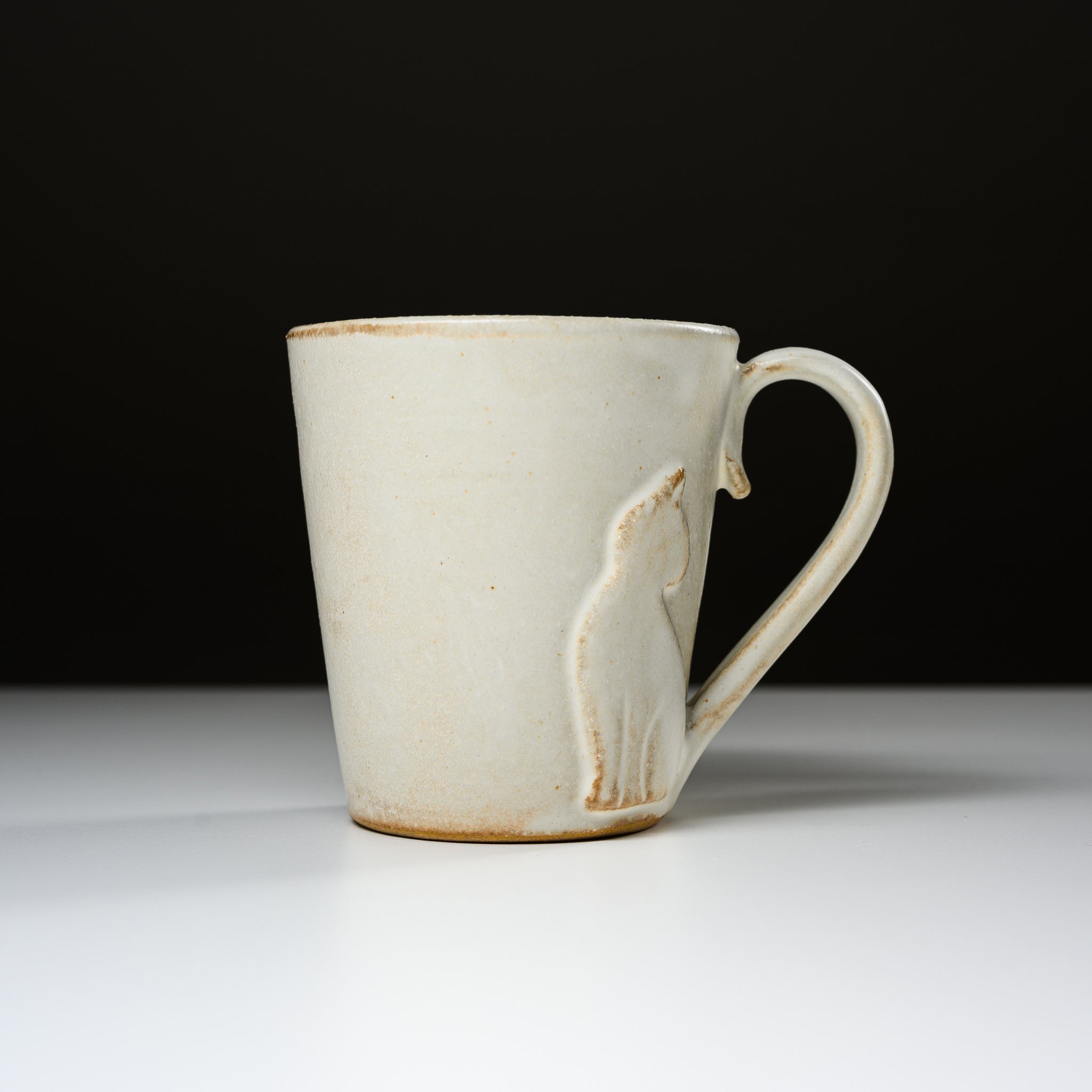 Wakasama Kiln Cat Mug 240ml - Handcrafted Ceramic Tea Cup with Cute Cat Design, Perfect for Coffee, Tea & Hot Drinks - Ideal Gift for Cat Lovers & Home Decor