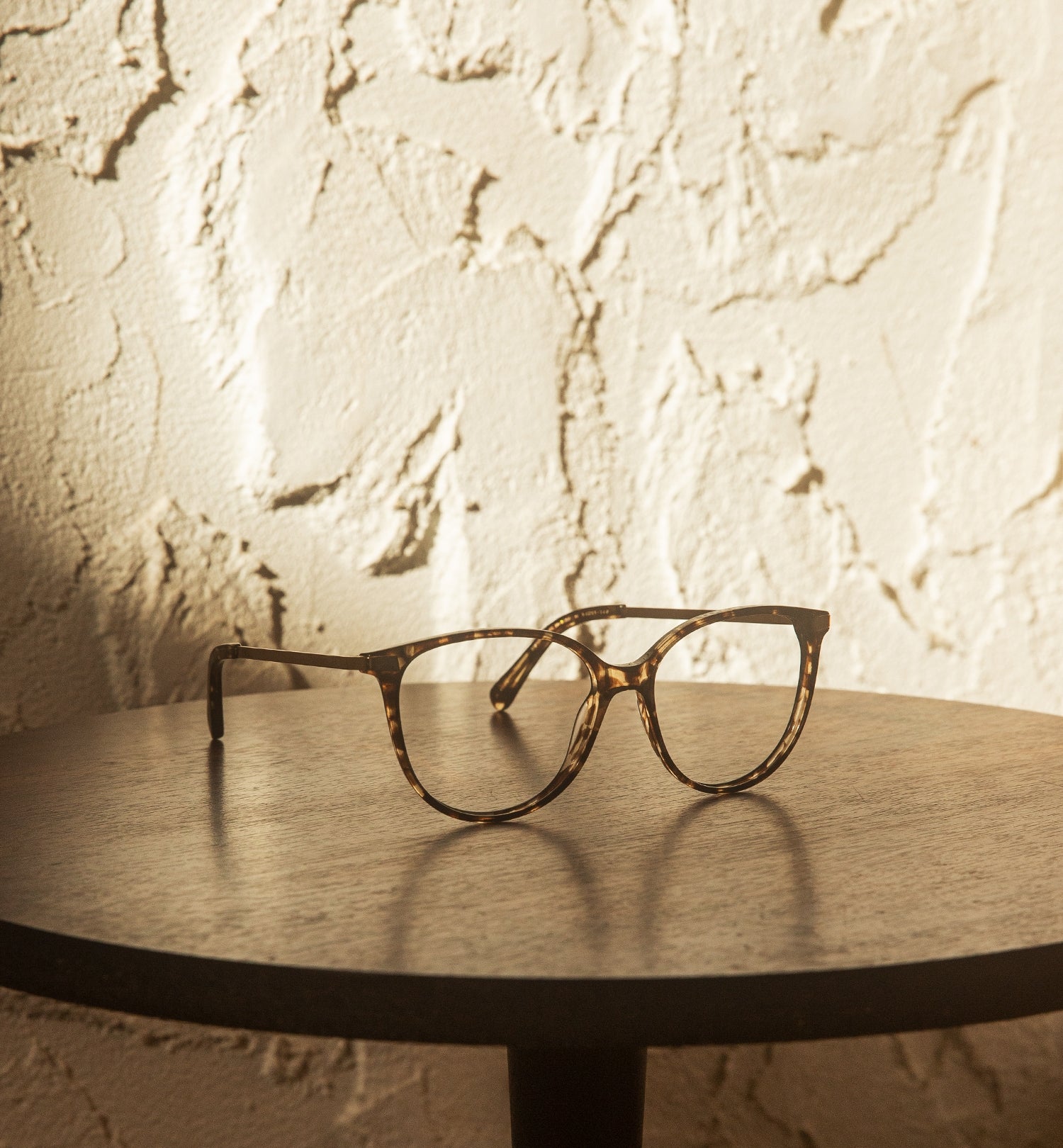 Stylish Metal Eyeglasses for Men & Women - Lightweight Durable Frame with UV Protection - Perfect for Reading, Working & Fashion Accessories