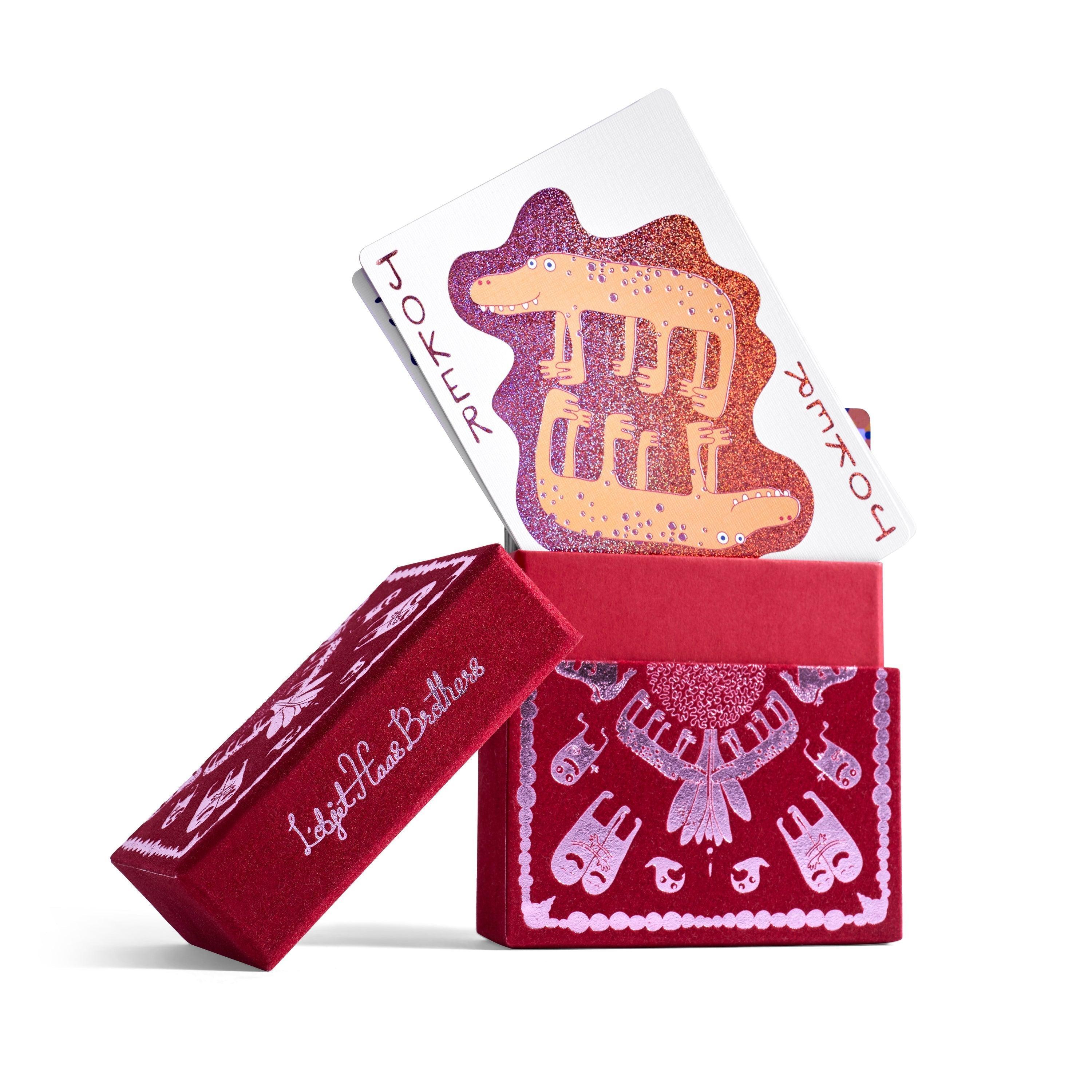 Haas Jumbo Playing Cards - Oversized Deck for Easy Reading, Poker, Blackjack & Magic Tricks | Perfect for Game Nights, Casino Parties & Family Gatherings