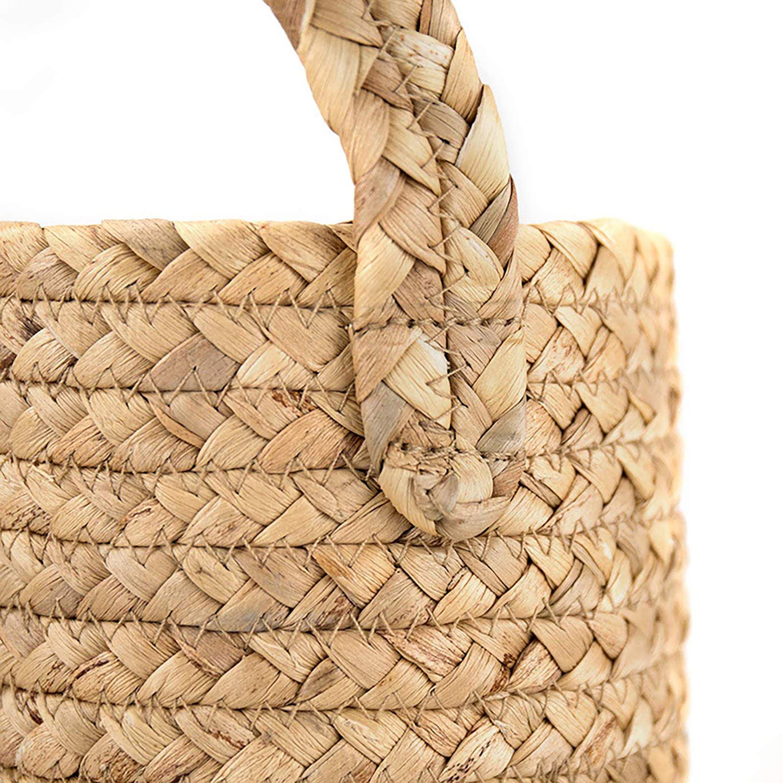 2-Pack Natural Seagrass Hanging Planter Baskets - Woven Wall Storage Baskets with Handles for Plants, Flowers & Home Decor (5.4 x 6.9 Inch) - Perfect for Boho Wall Decor, Bathroom Storage & Nursery Organization