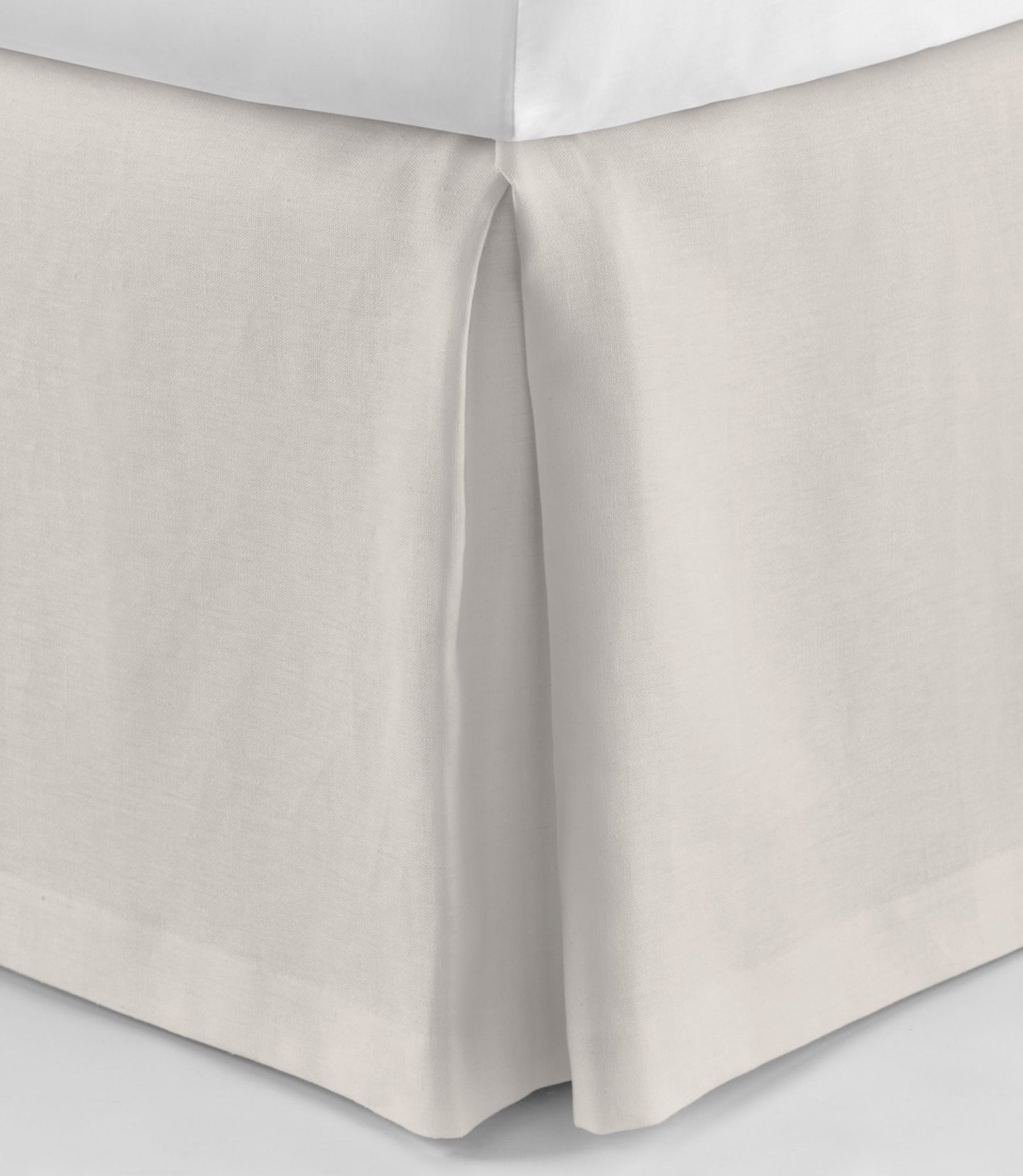 Rio Linen Bed Skirt - Premium Fitted Dust Ruffle for Queen/King Size Beds - Breathable Natural Fabric for Elegant Bedroom Decor - Perfect for Hotels, Guest Rooms & Master Suites