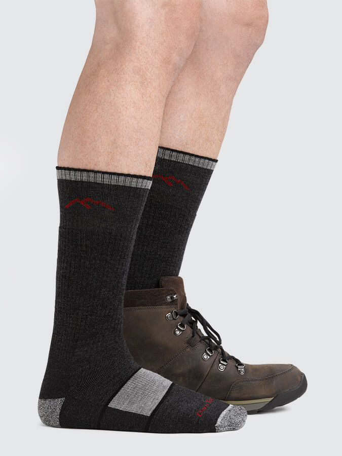 Darn Tough 1405 Men's Hiker Boot Midweight Hiking Socks with Full Cushion - Comfortable & Durable for Outdoor Adventures, Backpacking & Trail Running
