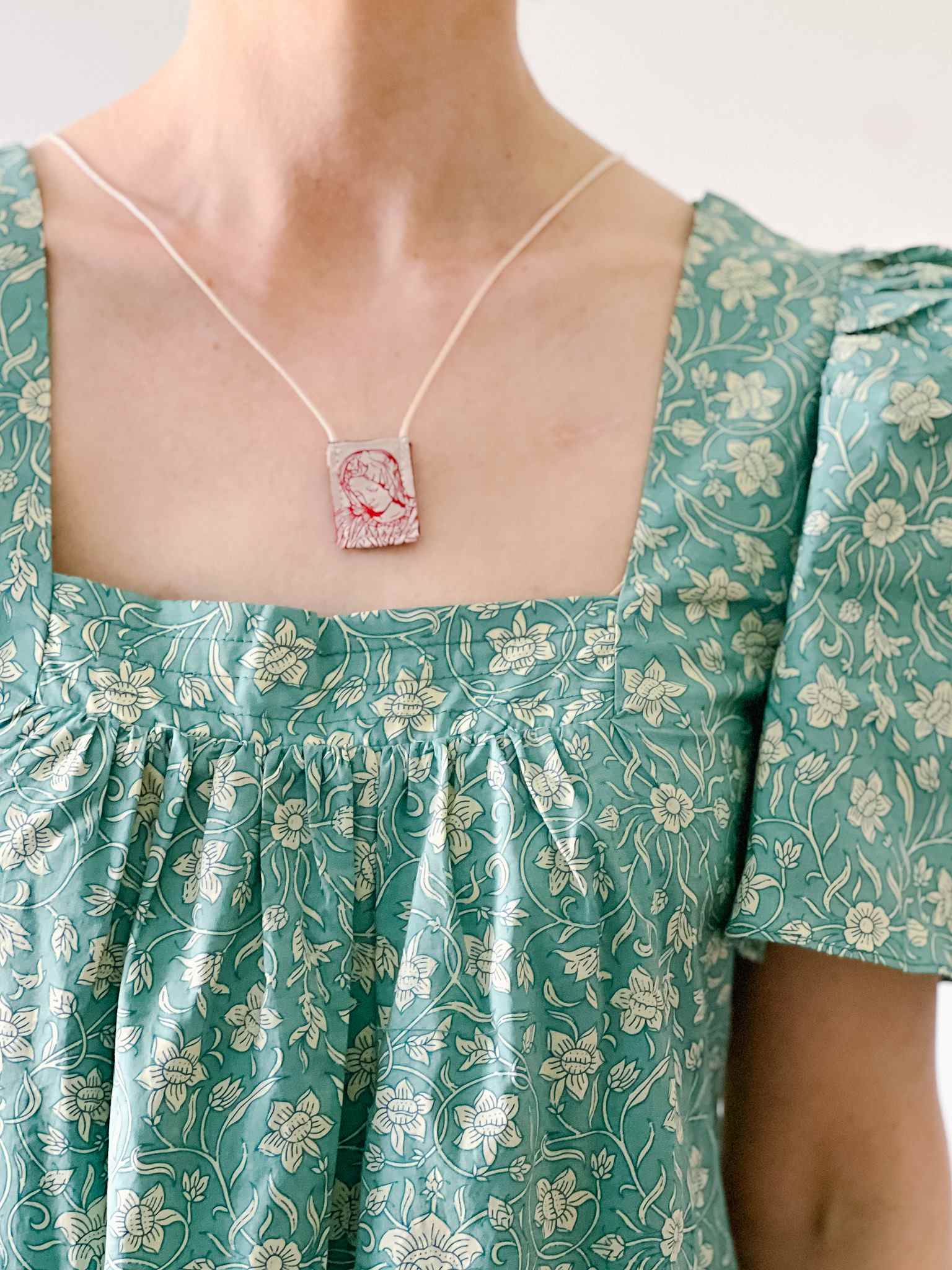 Brown Scapular Necklace - Cream & Rose Pieta Religious Pendant for Catholic Devotion - Perfect for Prayer, Worship & Spiritual Protection