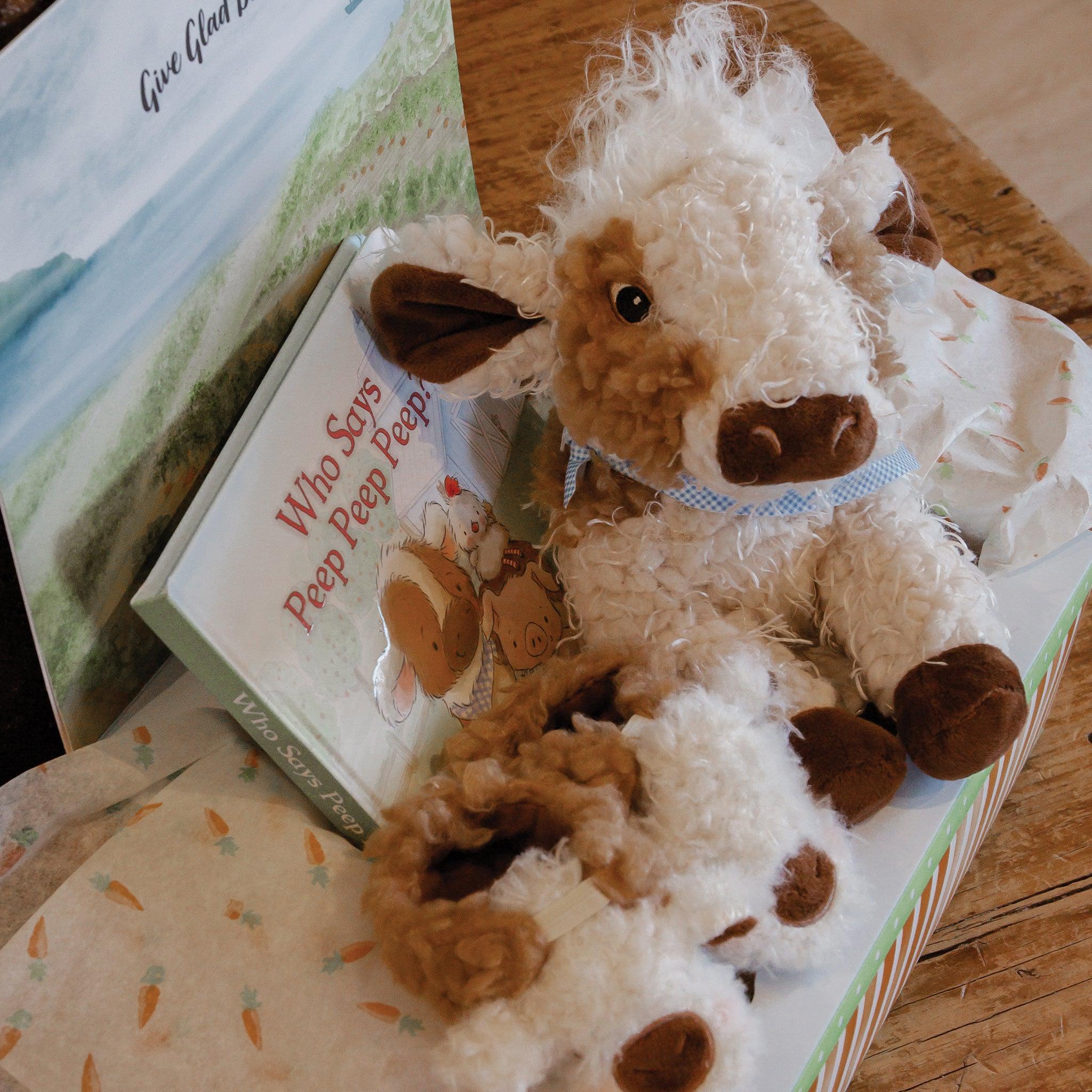 Adorable Moo Moo Farm Baby Gift Set - Cute Cow-Themed Newborn Present for Baby Showers, Christenings & 1st Birthdays - Perfect Nursery Decor & Infant Keepsake