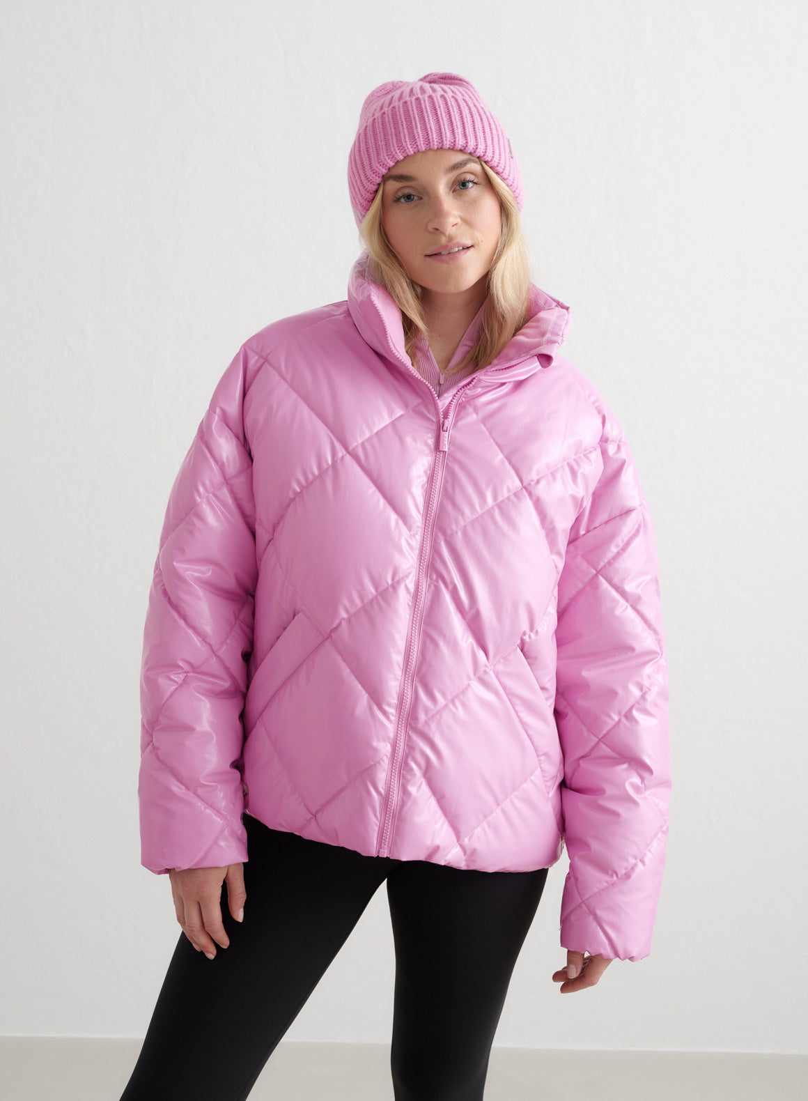 Peony Pink Diamond Quilted Puffer Jacket for Women - Winter Warm Down Coat with Stylish Design, Perfect for Outdoor Activities, Travel & Daily Wear