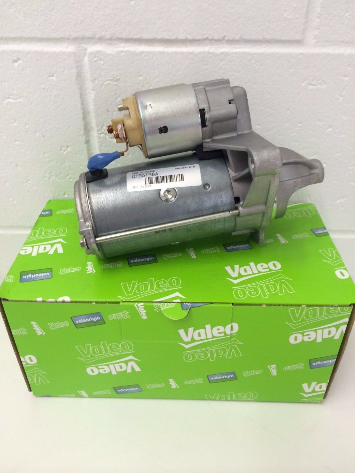 Genuine Holden RG Colorado Starter 2.5L & 2.8L Diesel Engine Part #55564374 - Perfect for Truck Repairs & Off-Road Vehicle Maintenance