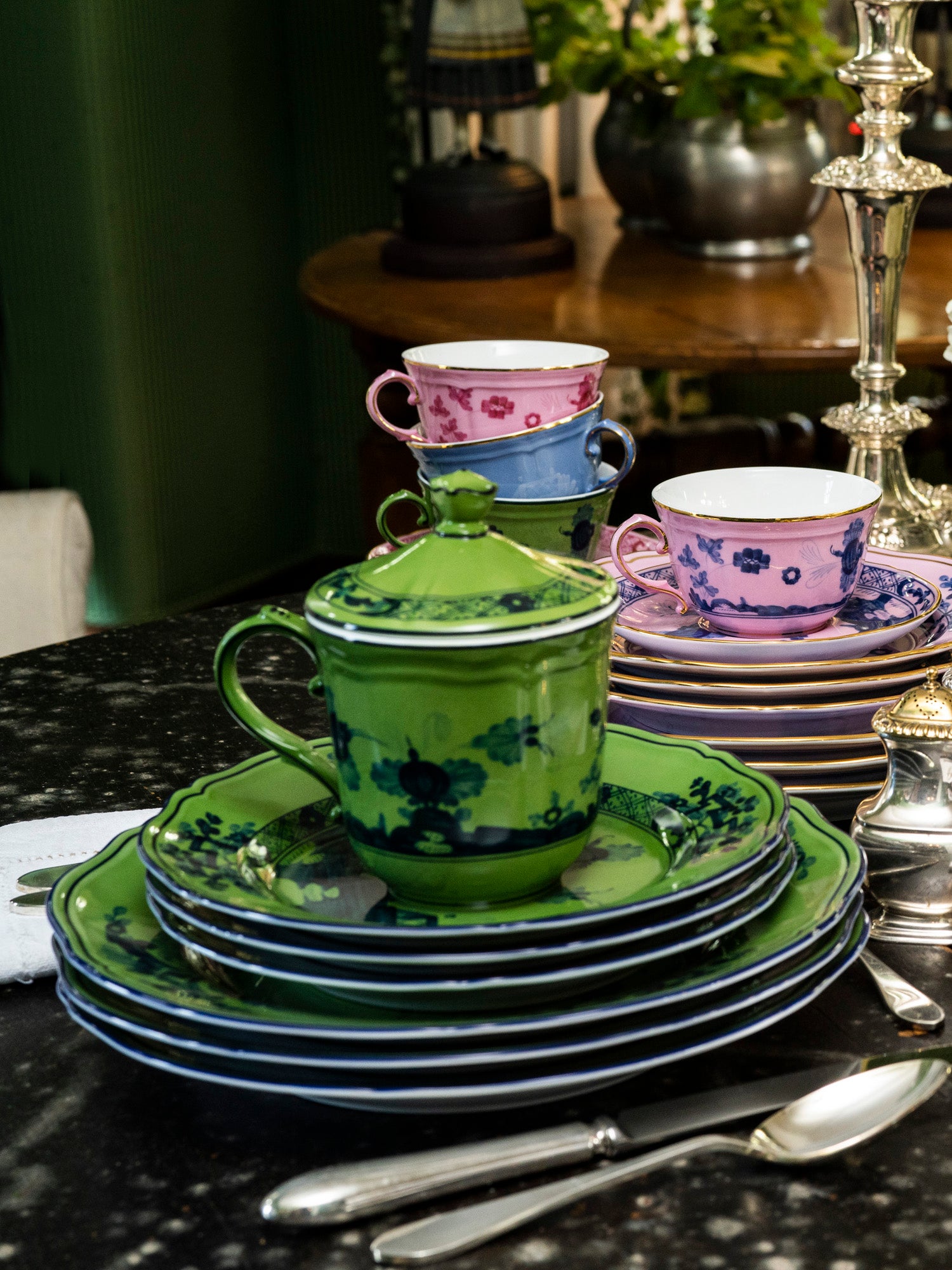 Oriente Italiano Salad and Dessert Plate Set - Elegant Italian Ceramic Plates for Appetizers, Fruits, Cakes & Party Serving - Perfect for Dining, Entertaining & Home Decor