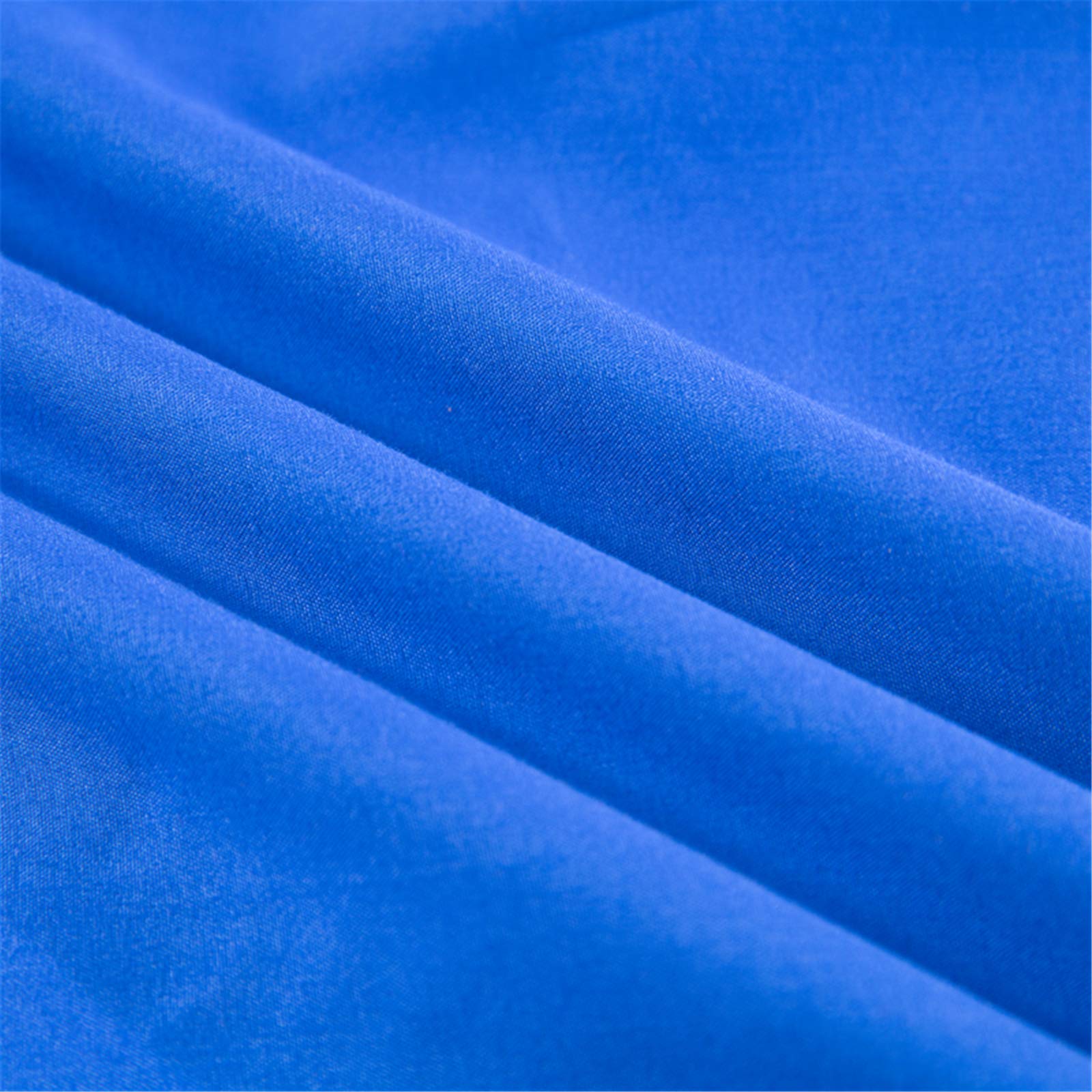 **Waterproof Queen Mattress Protector - Zippered Encasement, Hypoallergenic & Absorbent Bed Bug Proof Cover (Blue) - Ideal for Allergy Sufferers & Pet Owners**