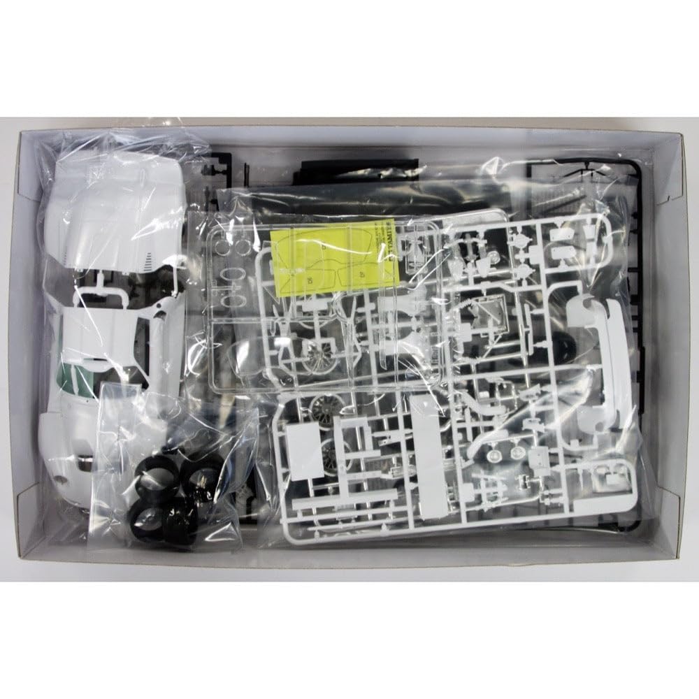 Tamiya 24186 Porsche 911 GT1 1:24 Scale Model Kit - High-Quality Plastic Car Model for Collectors & Hobbyists - Perfect for Display, Gifts & Racing Enthusiasts